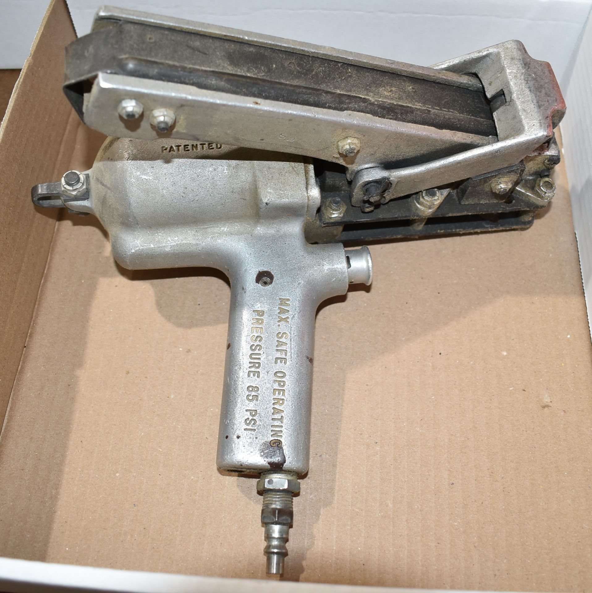 LOT/ (2) PNEUMATIC STAPLERS - Image 4 of 4