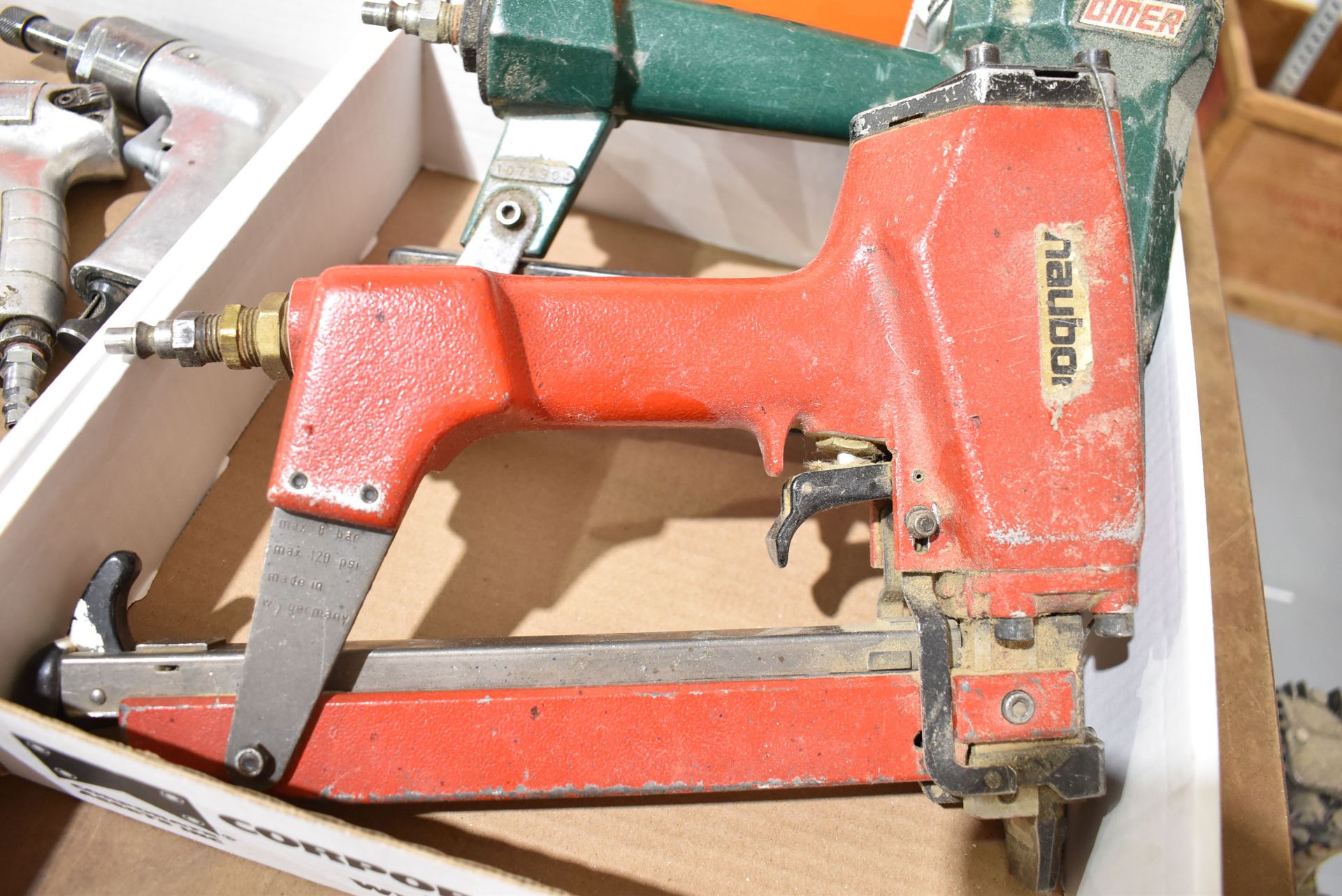 LOT/ (2) PNEUMATIC STAPLERS - Image 3 of 4