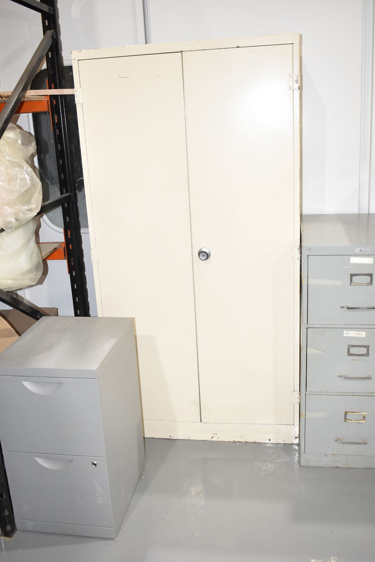 LOT/ FILING & STORAGE CABINETS - Image 3 of 4