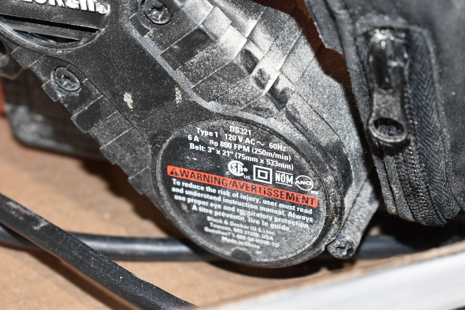 BLACK & DECKER PORTABLE ELECTRIC BELT SANDER WITH DUST BAG, S/N N/A - Image 3 of 3