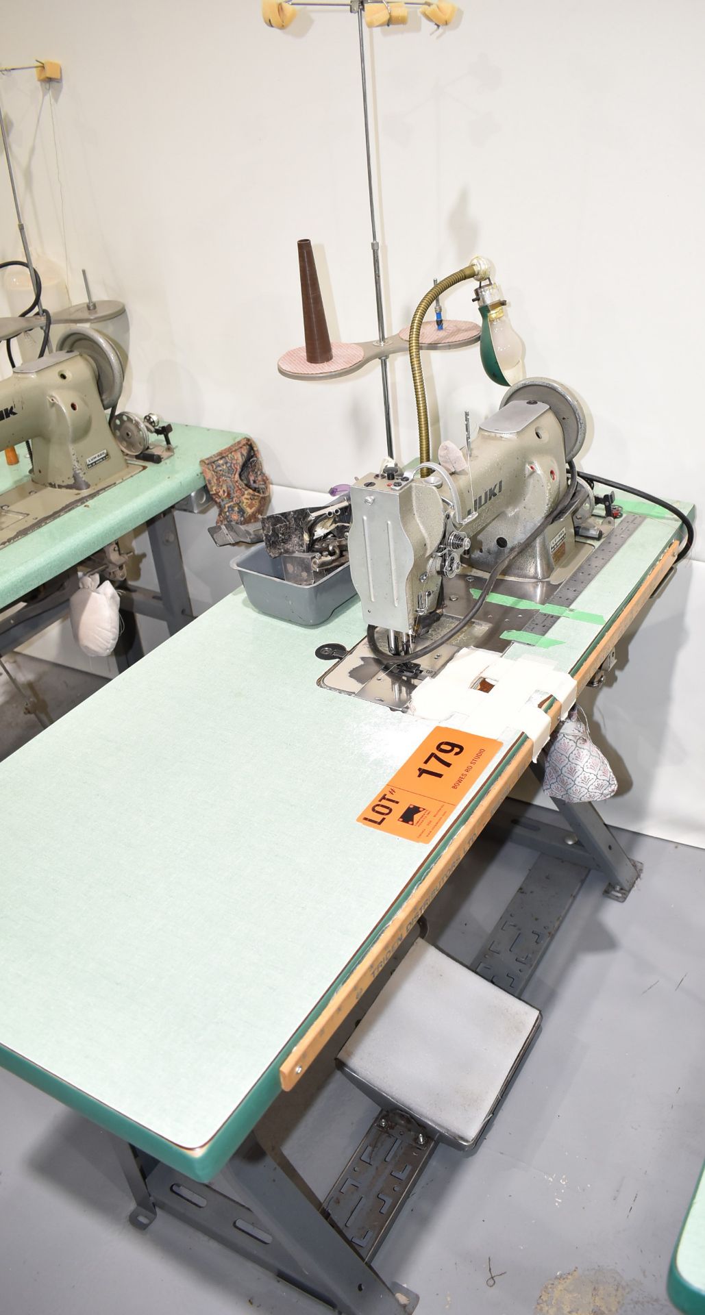 JUKI LU-563 SEWING MACHINE WITH TABLE, S/N N/A [RIGGING FEES FOR LOT #179 - $75 CAD PLUS