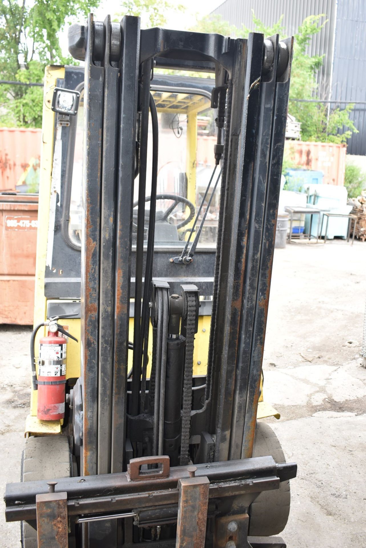 HYSTER S50XM 5,000 LB. CAPACITY LPG FORKLIFT WITH 189" MAX. LIFT HEIGHT, 3-STAGE MAST, SIDE SHIFT, - Image 13 of 16