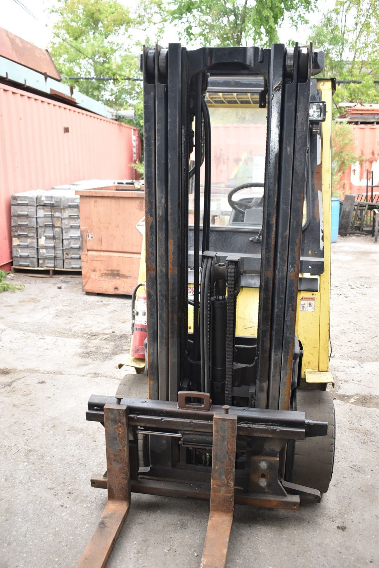 HYSTER S50XM 5,000 LB. CAPACITY LPG FORKLIFT WITH 189" MAX. LIFT HEIGHT, 3-STAGE MAST, SIDE SHIFT, - Image 14 of 16
