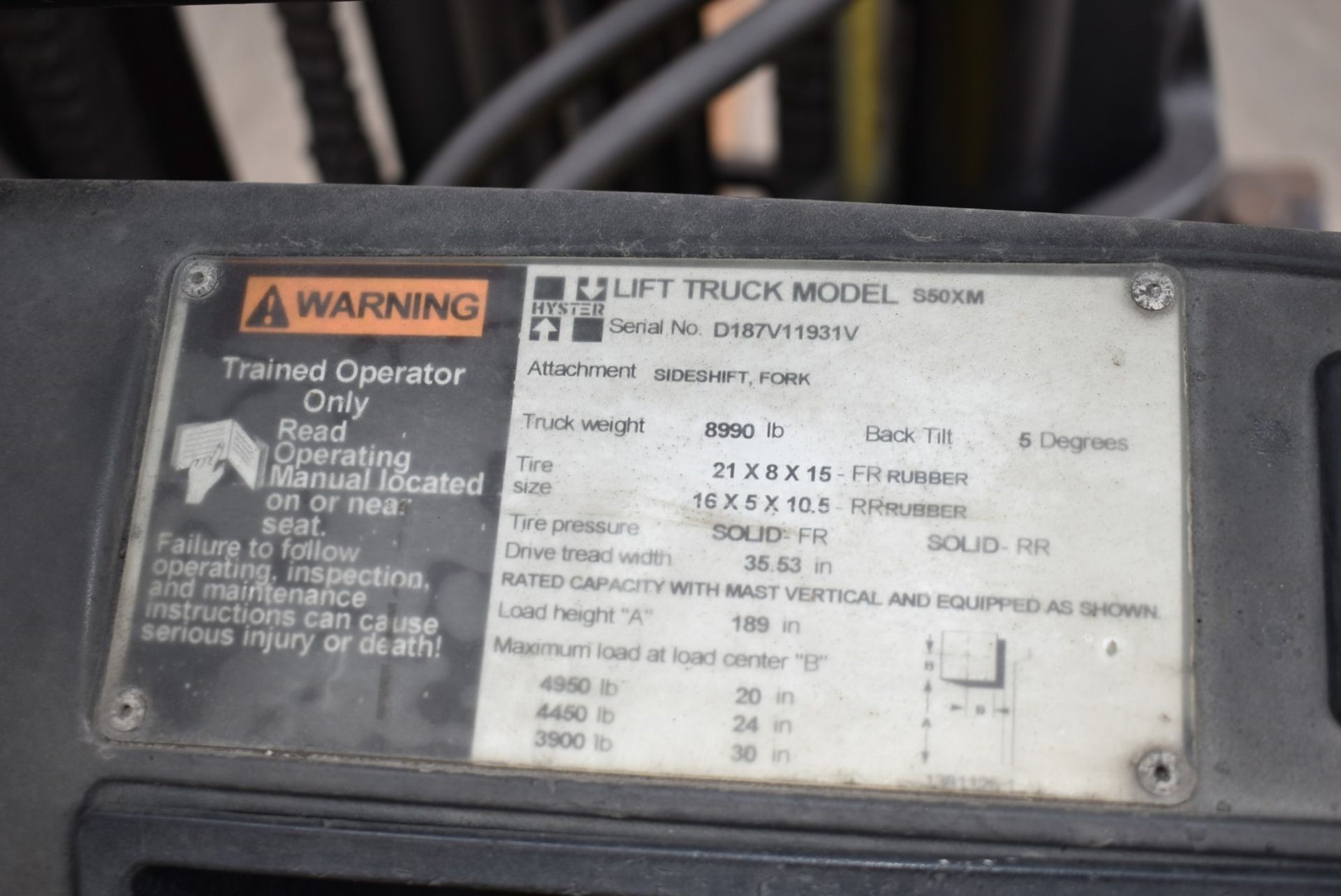 HYSTER S50XM 5,000 LB. CAPACITY LPG FORKLIFT WITH 189" MAX. LIFT HEIGHT, 3-STAGE MAST, SIDE SHIFT, - Image 4 of 16