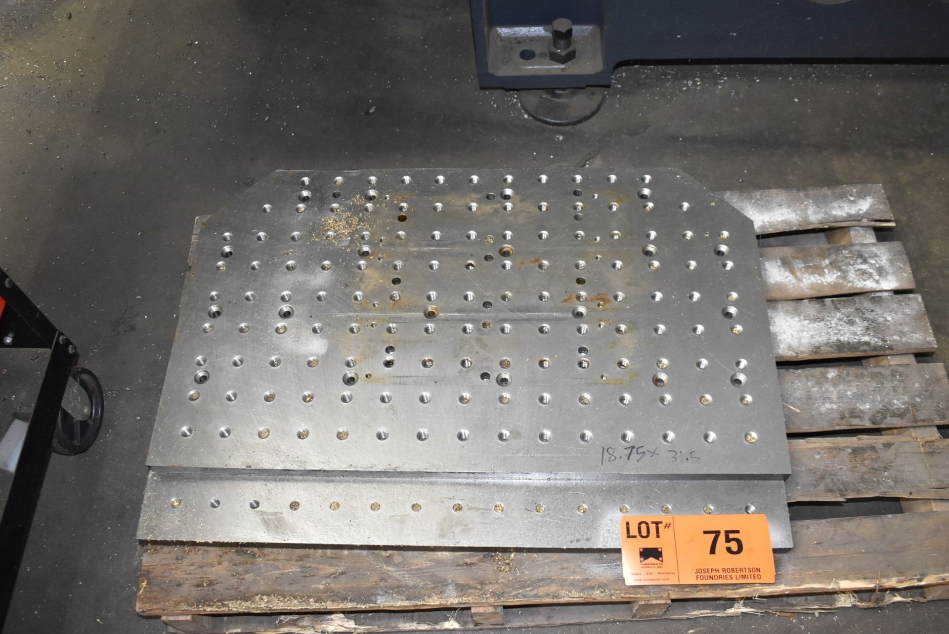 18.75"X31.5 DRILLED AND TAPPED PALLET - Image 3 of 3