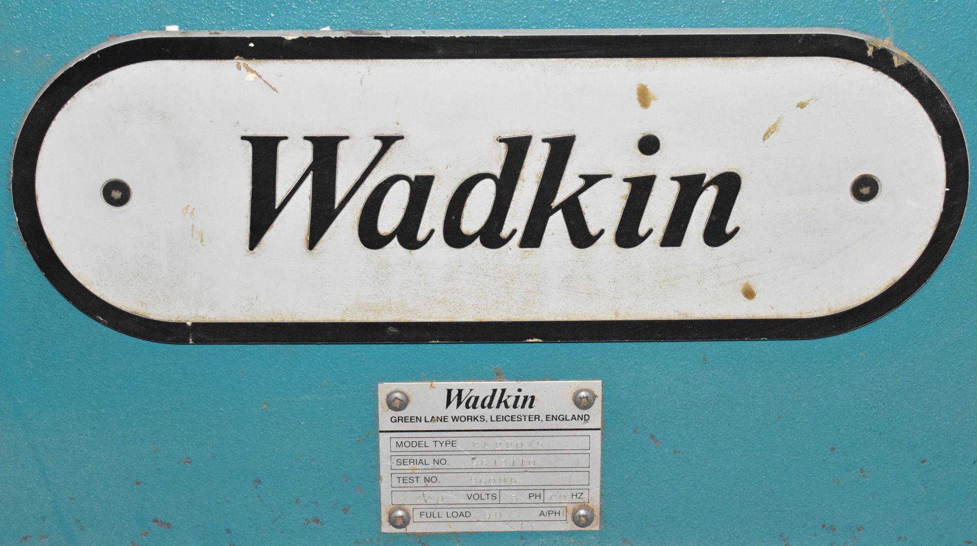 WADKIN GA220/5 MOULDER WITH 9.06" X 5.12" MAX. WORKPIECE DIMENSIONS, 6,000 RPM CUTTERBLOCK SPINDLES, - Image 7 of 10