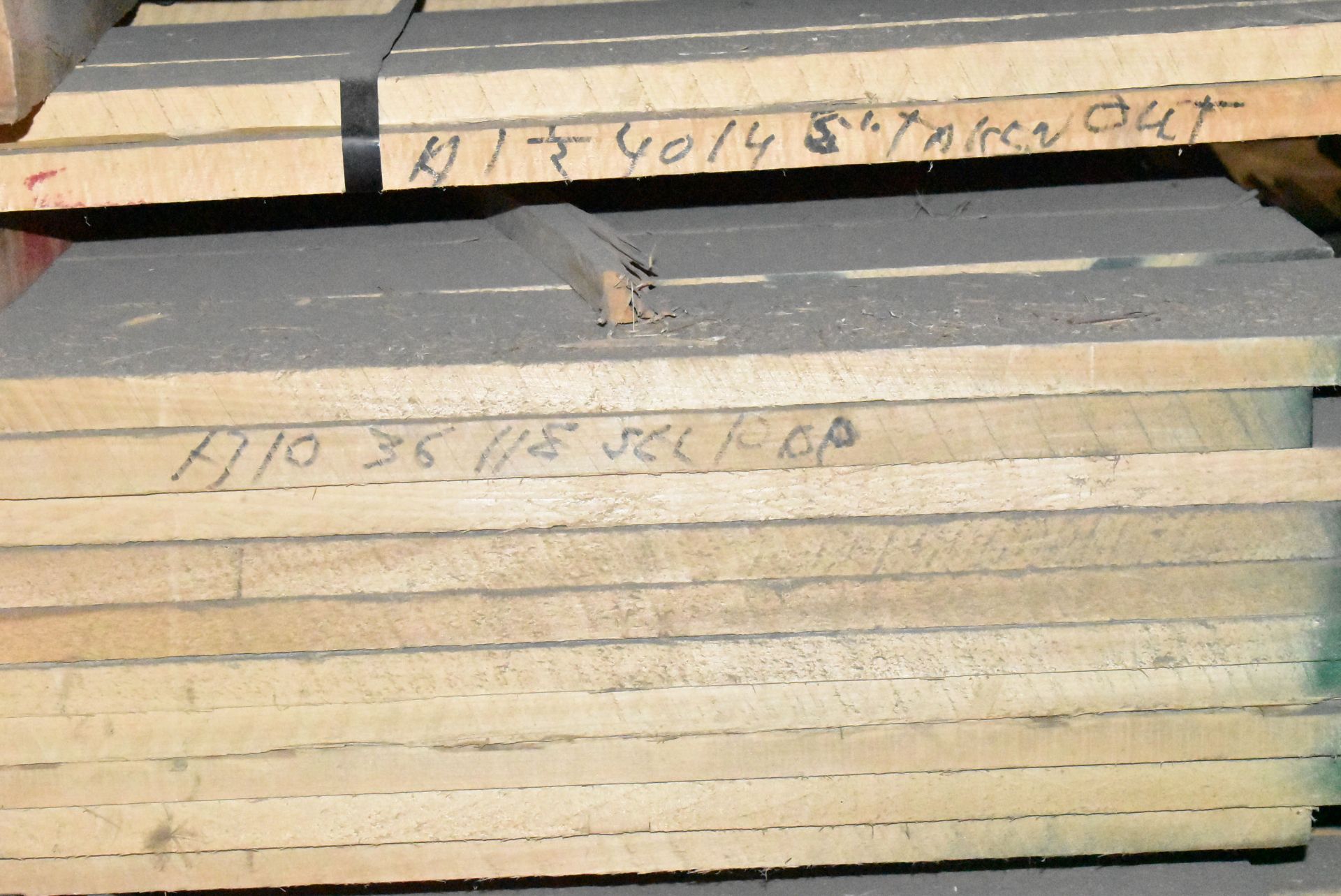 LOT/ VARIOUS DIMENSIONAL LUMBER INCLUDING MAPLE, POPLAR & OAK WOOD - Image 8 of 12