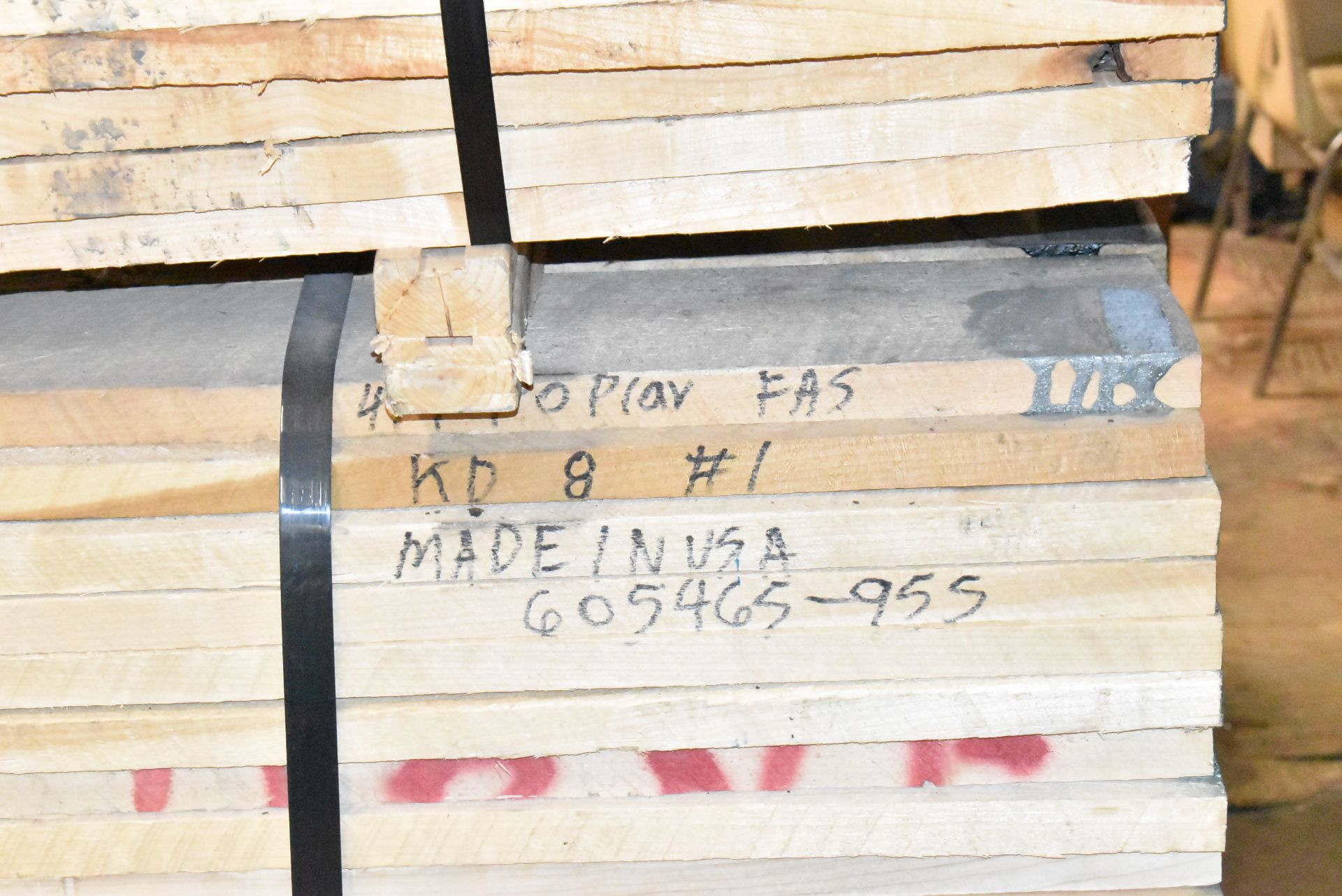 LOT/ VARIOUS DIMENSIONAL LUMBER INCLUDING MAPLE & POPLAR WOOD - Image 5 of 7