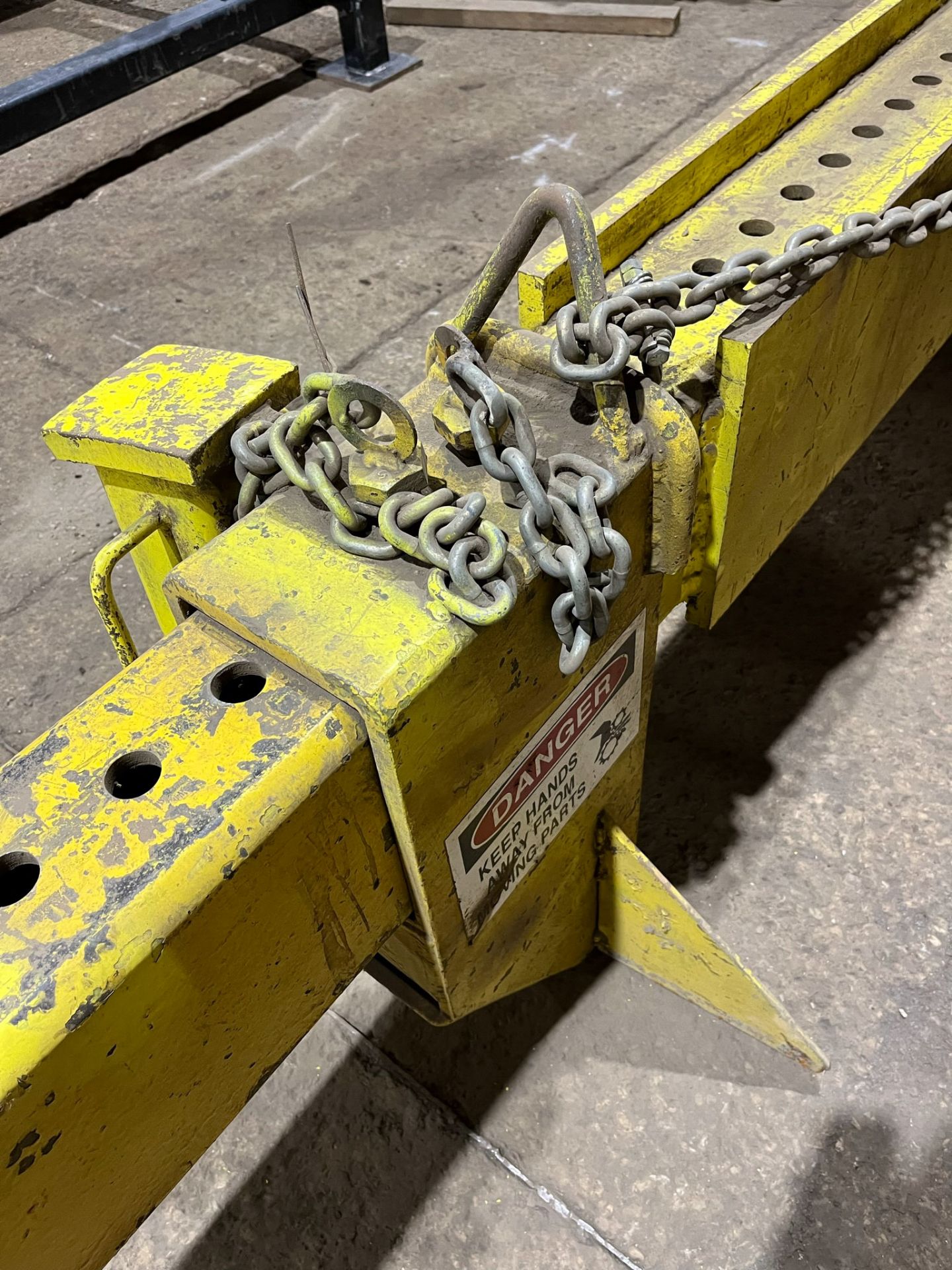 HYDRAULIC GIRDER SQUEEZE JIG [RIGGING FEES FOR LOT #189A - $500 USD PLUS APPLICABLE TAXES] - Image 11 of 11