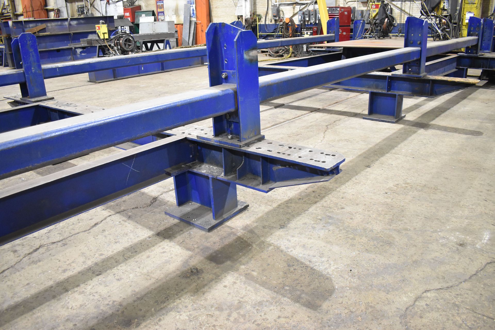 CAPITOL STEEL STRUCTURAL BEAM WELDING JIG WITH 190"X89.5' ADJUSTABLE FRAME (CI) [RIGGING FEES FOR - Image 5 of 6