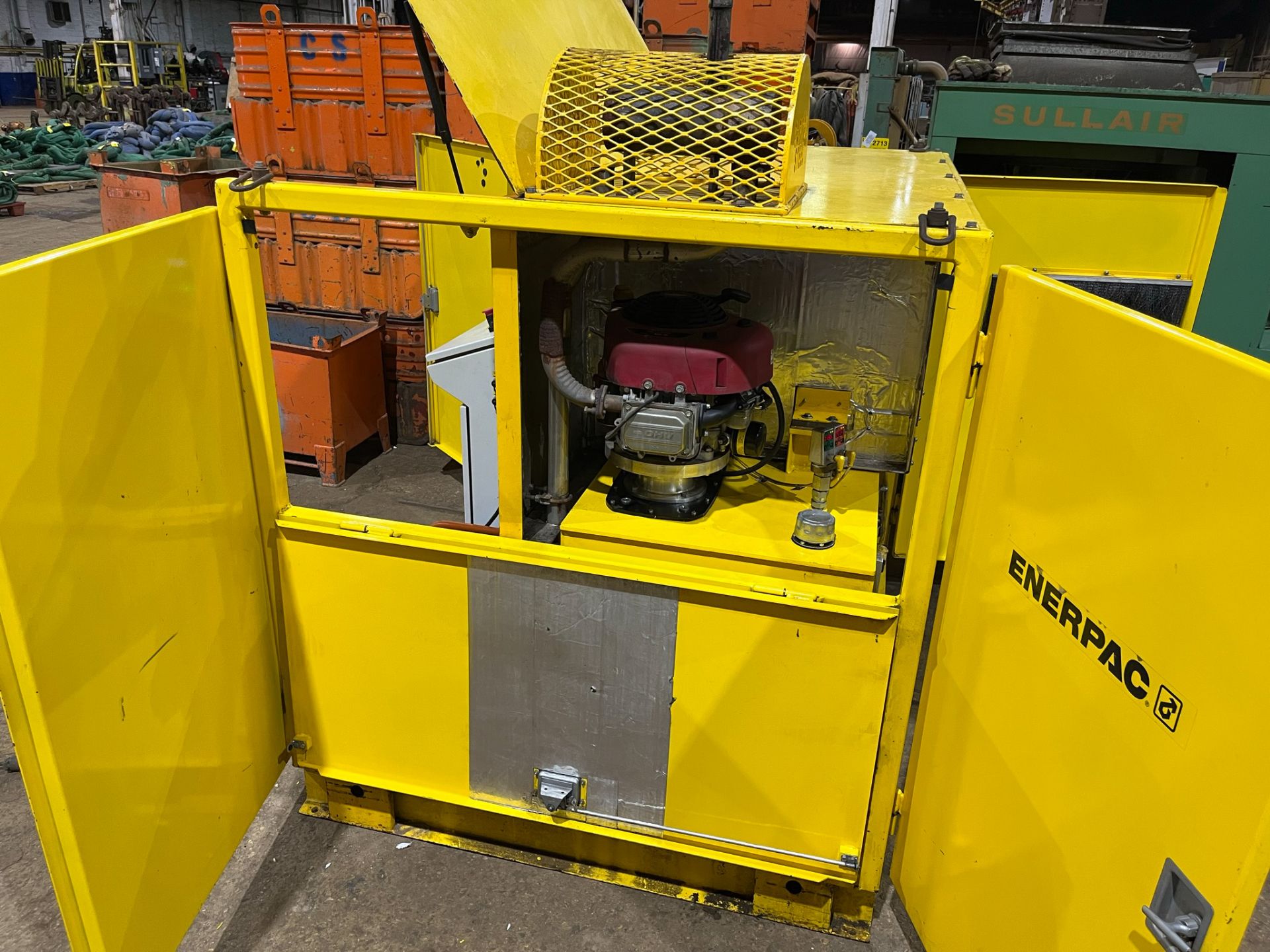 ENERPAC SYNCHRONOUS HOIST SYSTEM WITH STORAGE/SHIPPING CADDY; (4) 100 TON CAPACITY CYLINDERS - Image 11 of 46