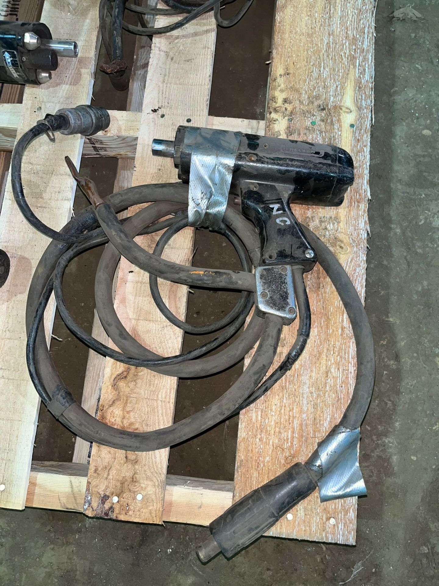 LOT/ NELSON STUD GUN PARTS [RIGGING FEES FOR LOT #111B - $40 USD PLUS APPLICABLE TAXES] - Image 2 of 8