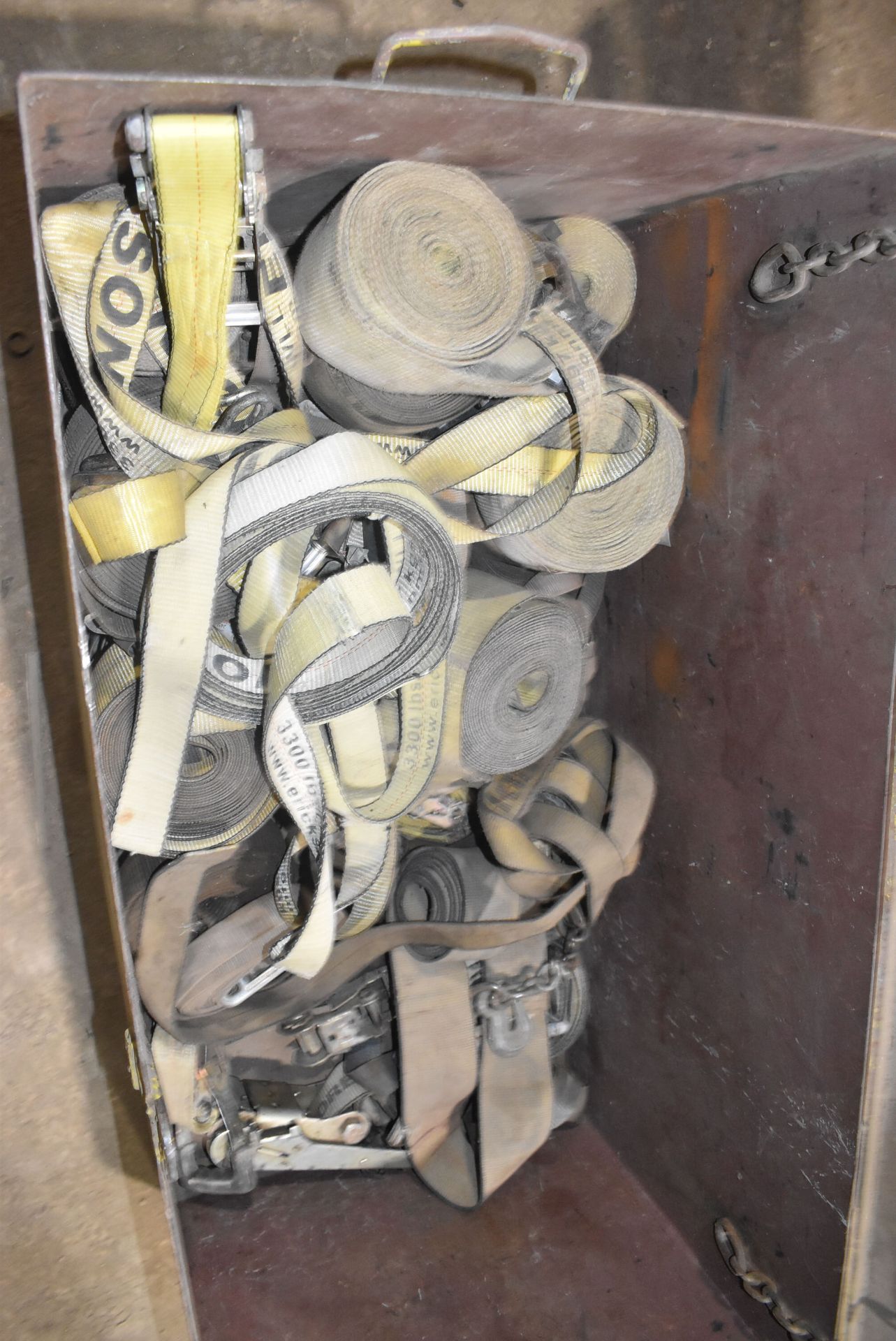 LOT/ JOB BOX WITH TIE-DOWN STRAPS [RIGGING FEES FOR LOT #942 - $30 USD PLUS APPLICABLE TAXES] - Image 3 of 3