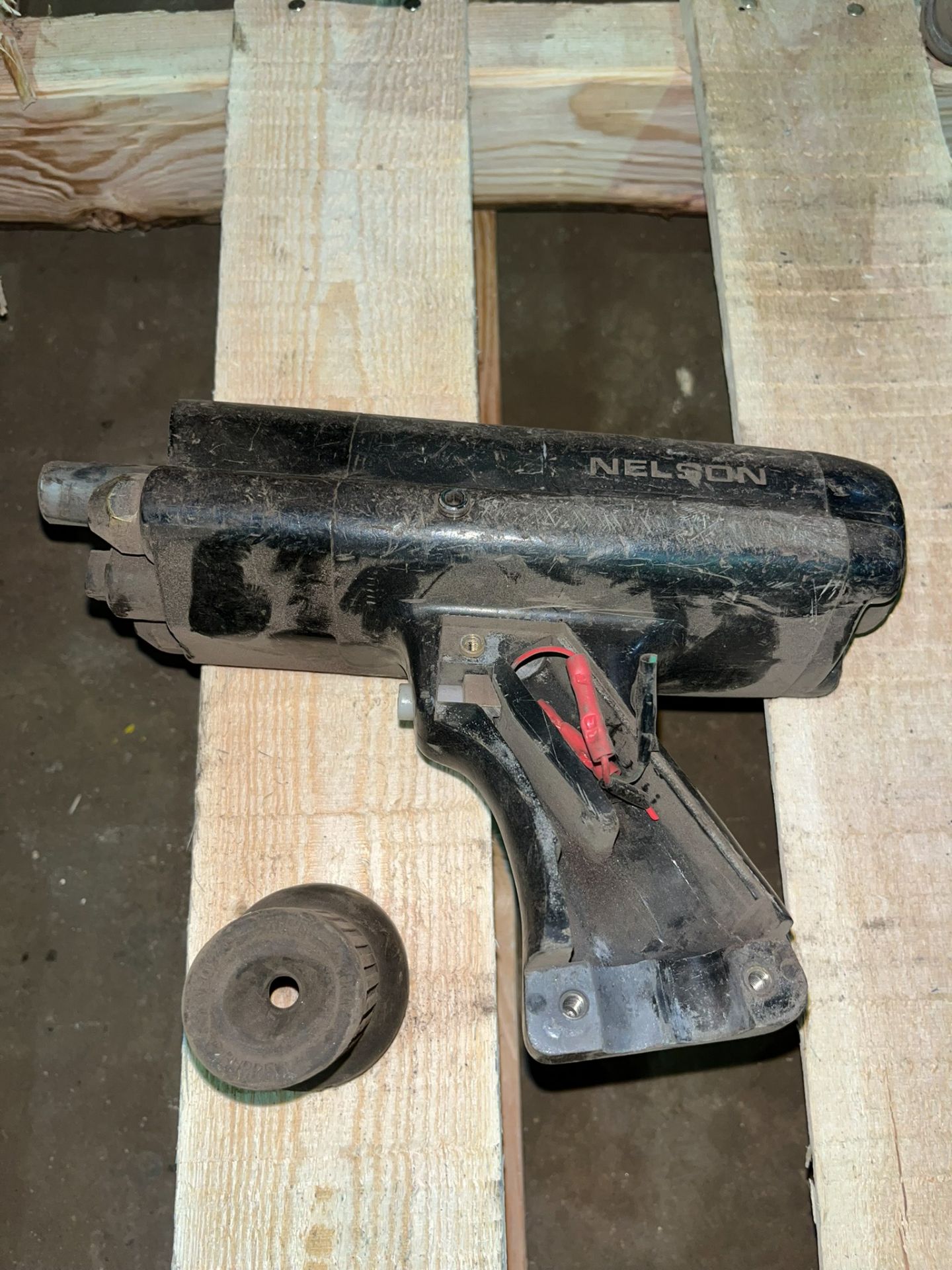 LOT/ NELSON STUD GUN PARTS [RIGGING FEES FOR LOT #111B - $40 USD PLUS APPLICABLE TAXES] - Image 3 of 8