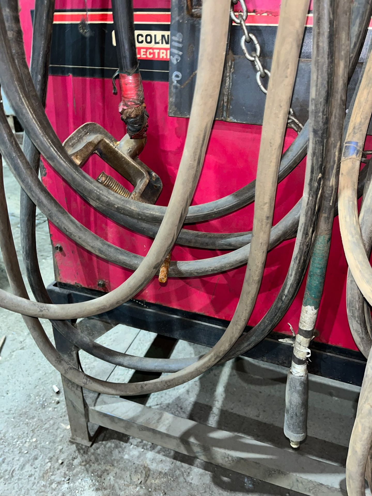 LOT/ WELDING CABLES [RIGGING FEES FOR LOT #132 - $40 USD PLUS APPLICABLE TAXES] - Image 2 of 3