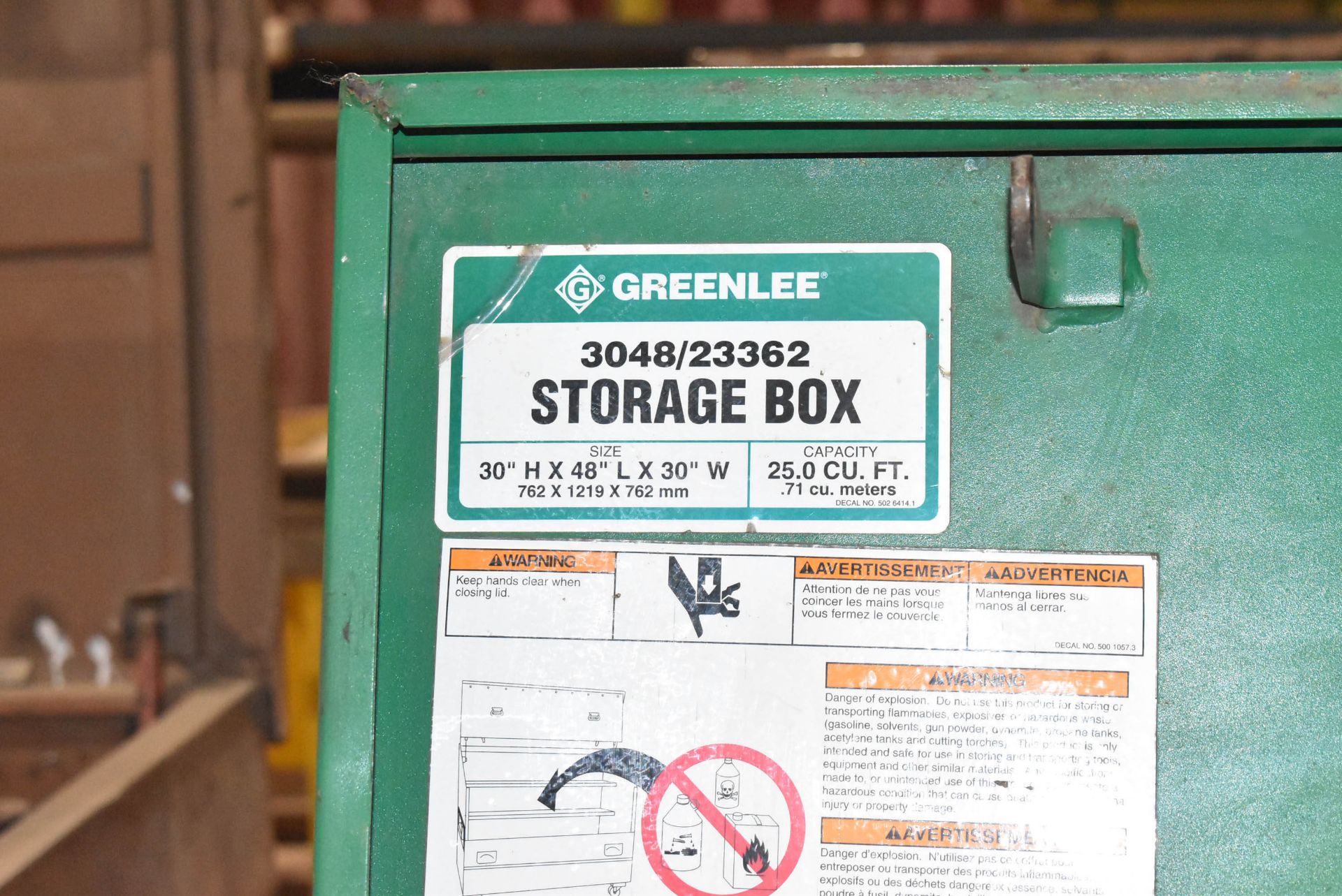 LOT/ GREENLEE JOB BOX WITH CONTENTS - INCLUDING TOOLS, HOSE & SUPPLIES [RIGGING FEES FOR LOT #1762 - - Image 4 of 5