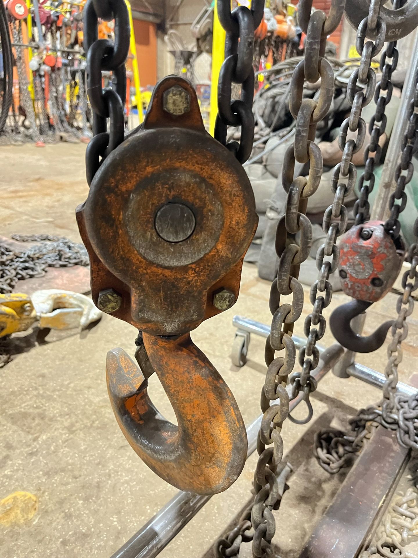 LOT/ (3) 1.5-6 TON CAPACITY COME ALONGS - [RIGGING FEES FOR LOT #1541A - $30 USD PLUS APPLICABLE - Image 3 of 7