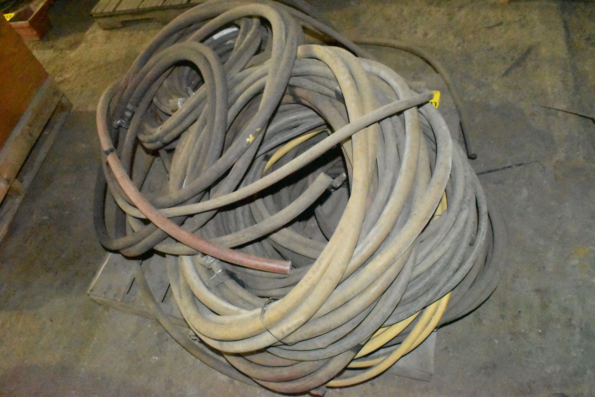 LOT/ SANDBLASTING HOSE [RIGGING FEES FOR LOT #1830 - $30 USD PLUS APPLICABLE TAXES] - Image 3 of 3