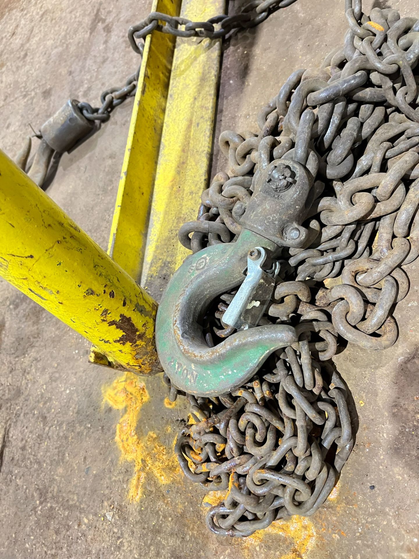 LOT/ (2) CHAIN FALLS & (1) 3 TON CAPACITY COME ALONG- [RIGGING FEES FOR LOT #1538C - $30 USD PLUS - Image 3 of 7