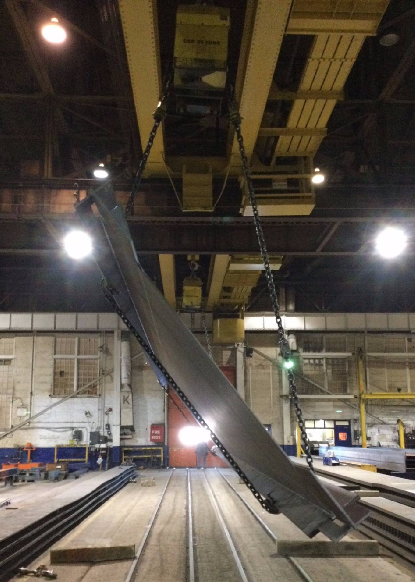 CUSTOM 25-TON CAPACITY REMOTE OPERATED ROTATOR OVERHEAD CRANE ATTACHMENT (CI) [RIGGING FEES FOR - Image 11 of 11