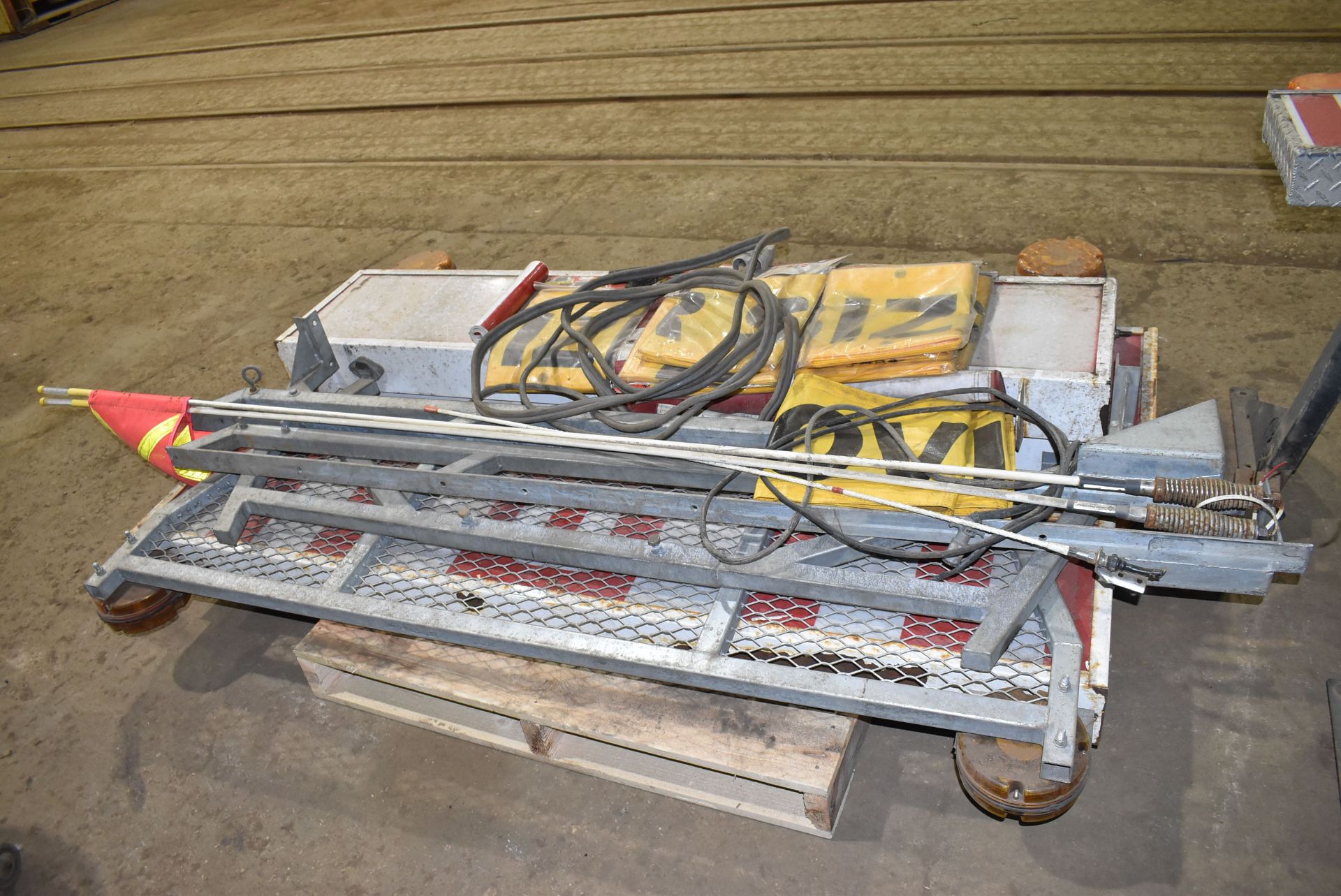 LOT/ PILOT TRUCK ACCESSORIES - INCLUDING BANNERS, WARNING SIGNS, FLAGS [RIGGING FEES FOR LOT #1736 - - Image 3 of 3