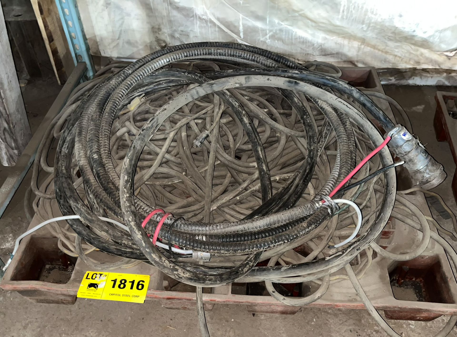 LOT/ SKID OF ELECTRICAL CABLES [RIGGING FEES FOR LOT #1816 - $50 USD PLUS APPLICABLE TAXES]