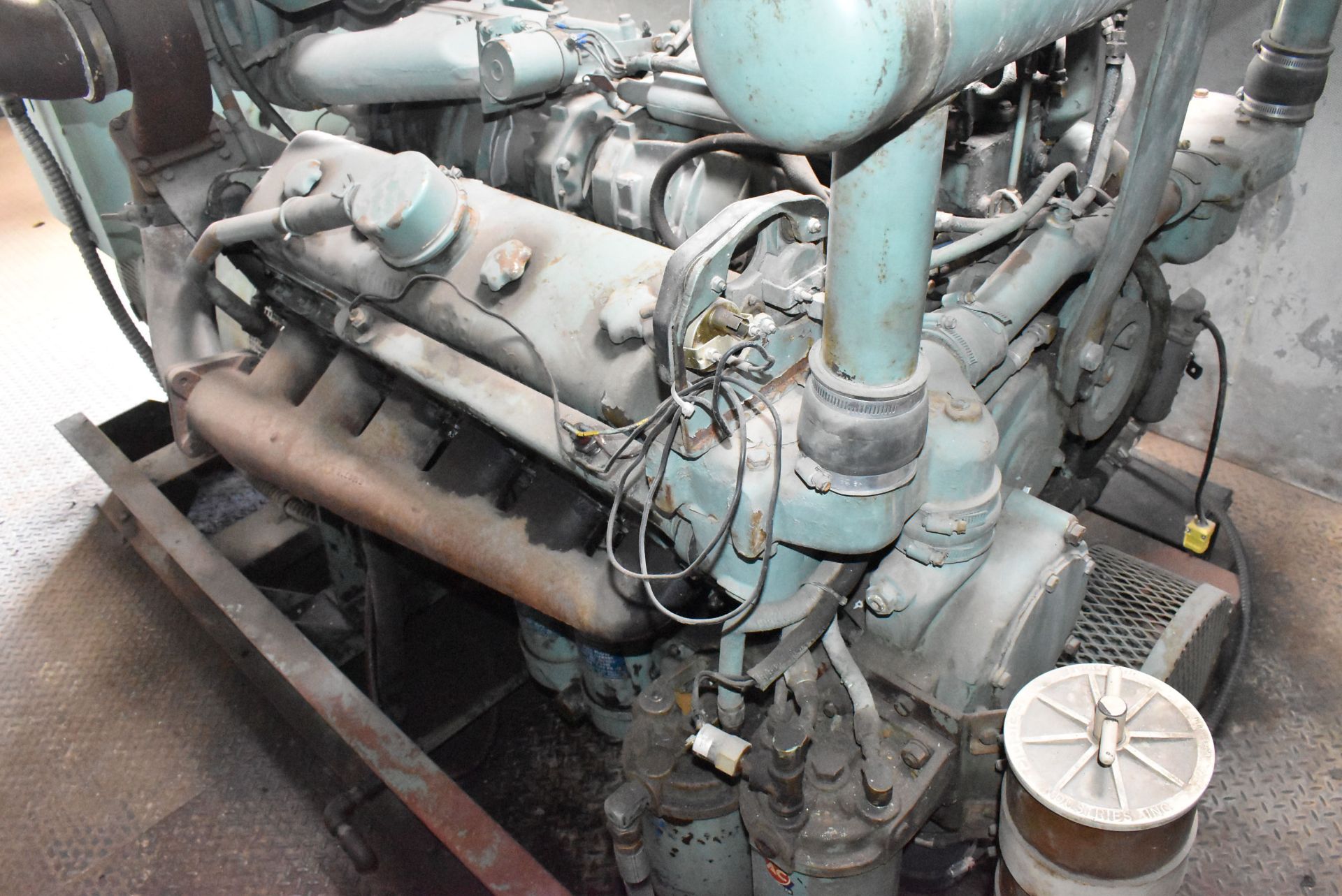 BBC BROWN BOVERI 523R 375 KVA SKID-MOUNTED SYNCHRONOUS DIESEL GENERATOR WITH DETROIT DIESEL - Image 4 of 7