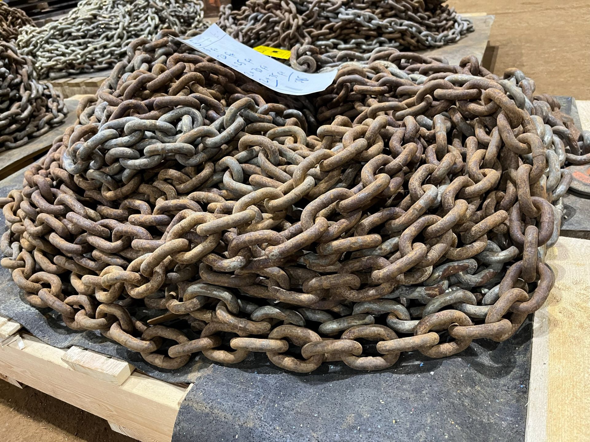 LOT/ SKID OF 285FT, 1/2" TRANSPORT CHAIN - Image 2 of 3