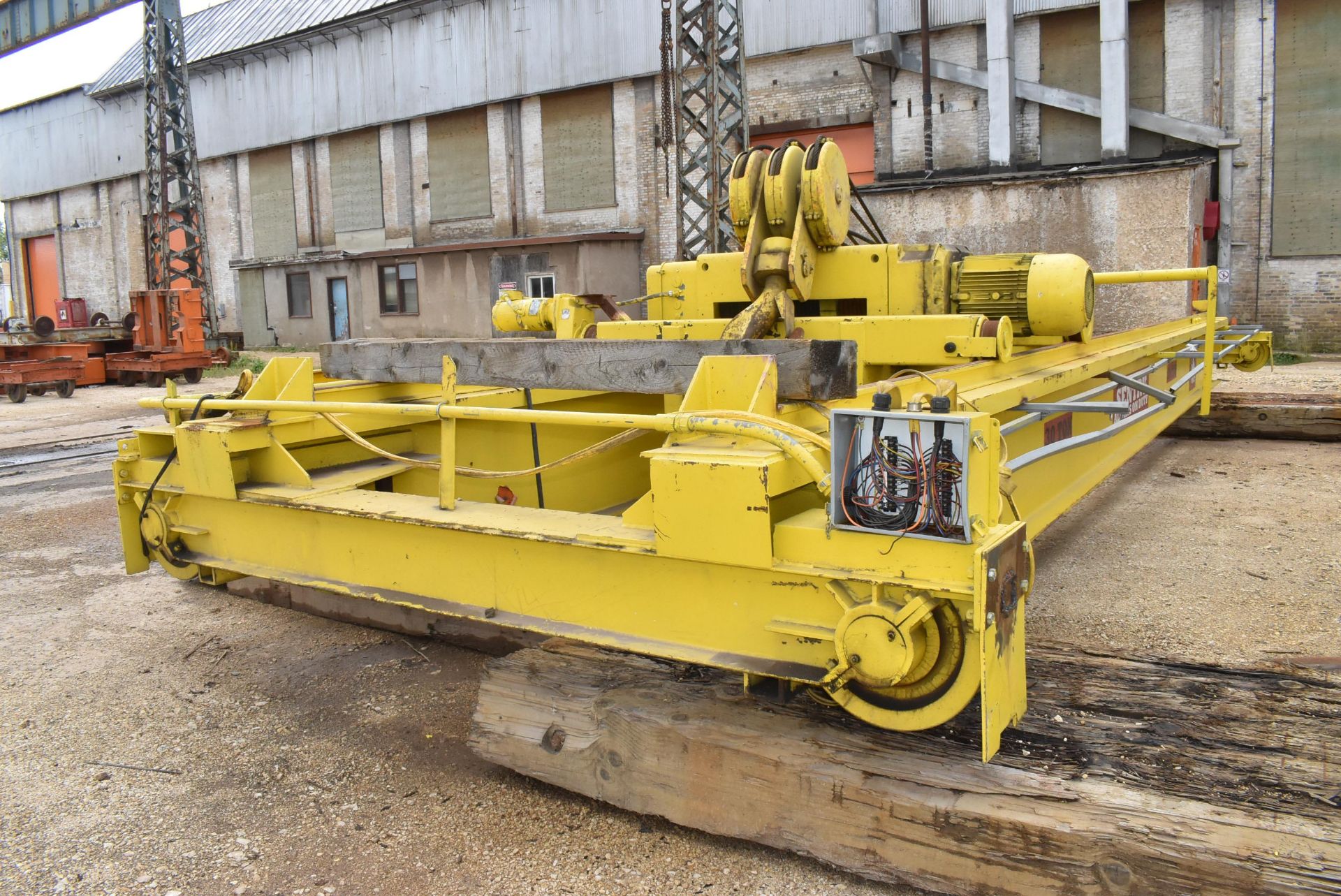 HALL SENTRY 30-TON CAPACITY DOUBLE GIRDER TOP-RUNNING OVERHEAD BRIDGE CRANE WITH 36' SPAN, STAHL - Image 6 of 13