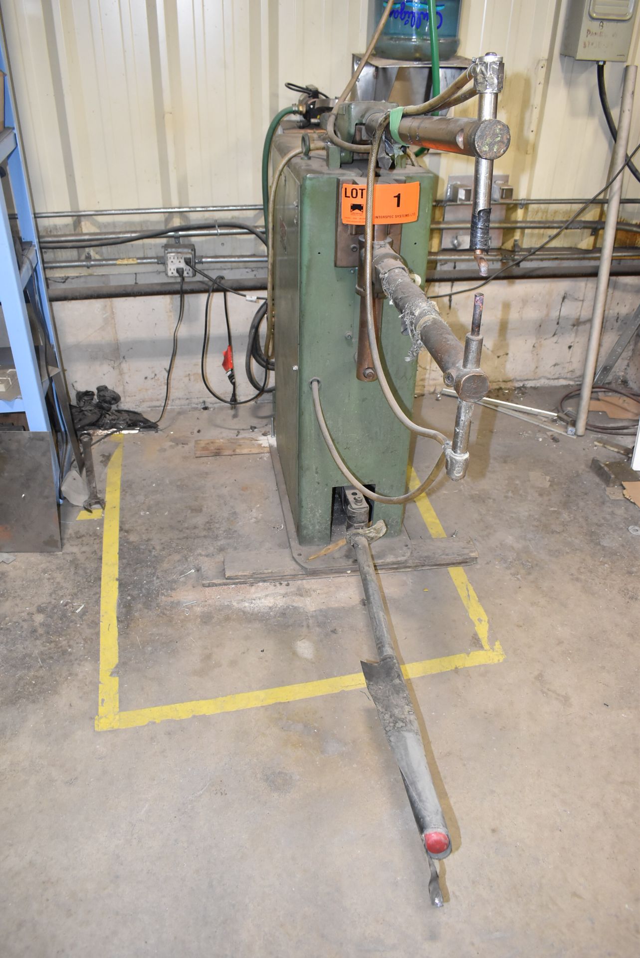 WELD-O-MATIC FTC 15KVA ROCKER ARM SPOT WELDER WITH 30" THROAT DEPTH, S/N 1707 (CI) [RIGGING FOR - Image 2 of 3