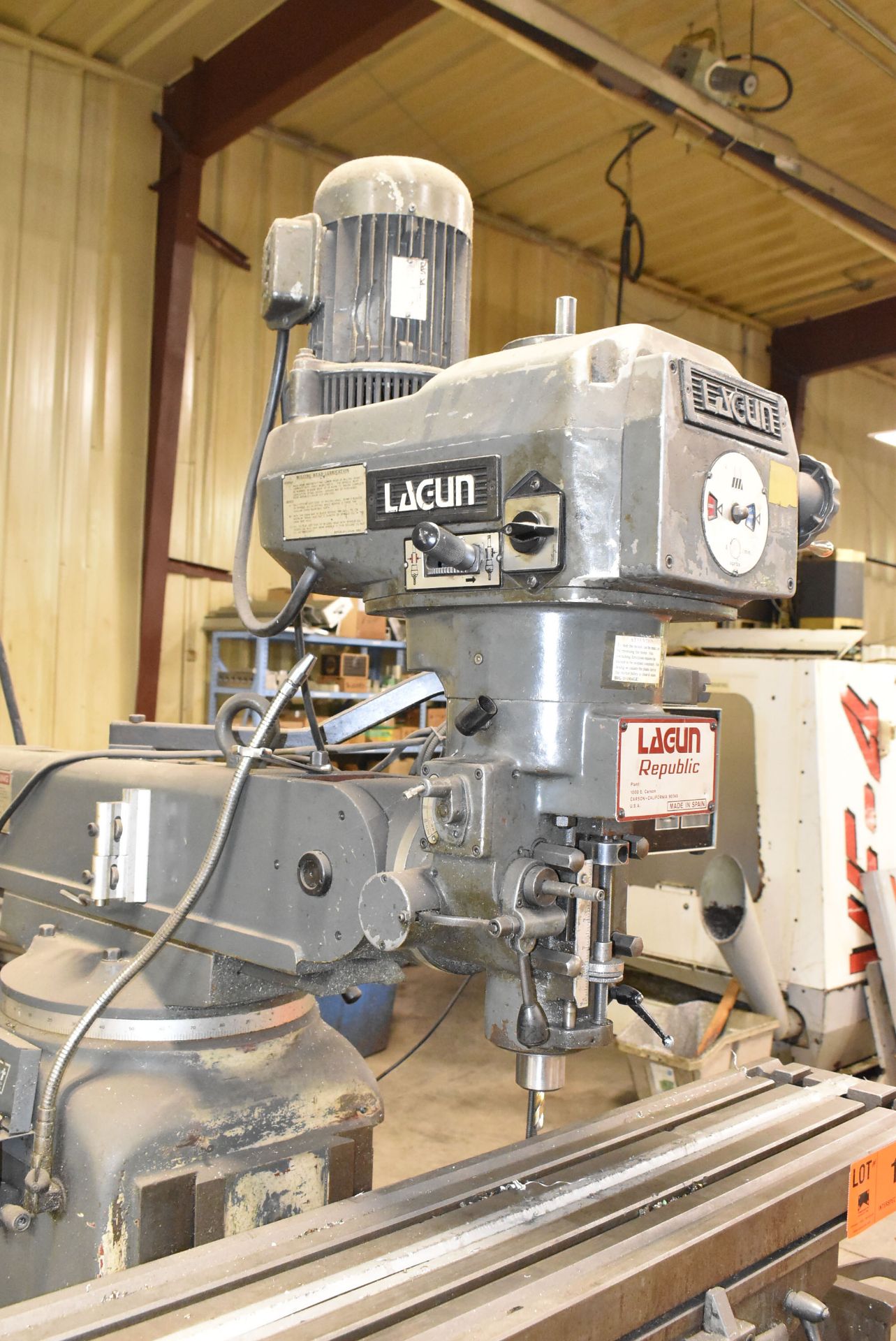 LAGUN FTV-2-E VERTICAL TURRET MILL WITH ACU-RITE 2 AXIS DRO, SPEEDS TO 4200RPM, 47" X 11" T-SLOT - Image 9 of 10