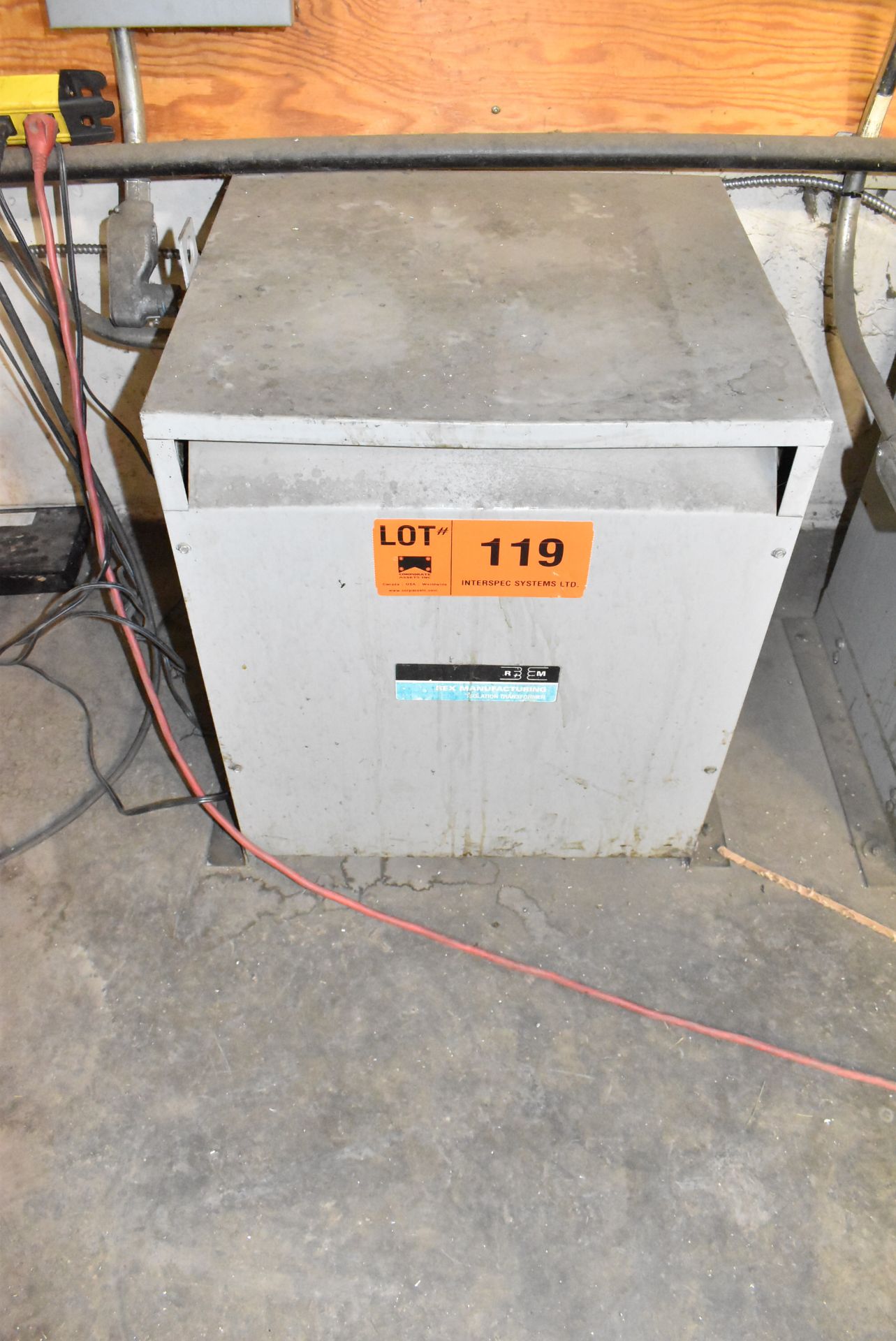 REX MANUFACTURING 30 KVA TRANSFORMER (CI) [RIGGING FOR FOR LOT #119 - $50 CAD PLUS APPLICABLE