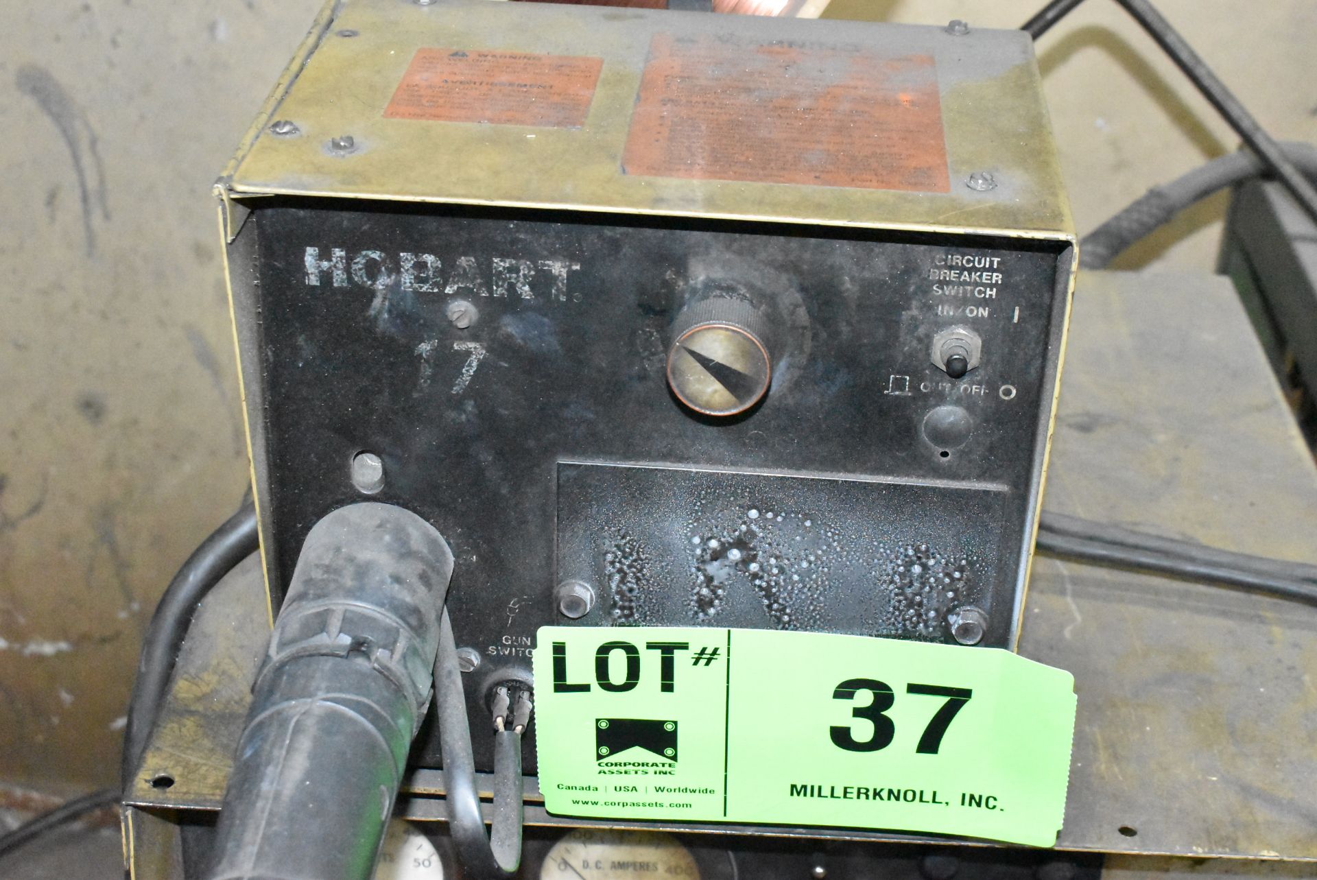 HOBART RC-200 MIG WELDER WITH HOBART 17 WIRE FEEDS, S/N N/A (CI) [RIGGING FEE FOR LOT #37 - $35 - Image 5 of 5