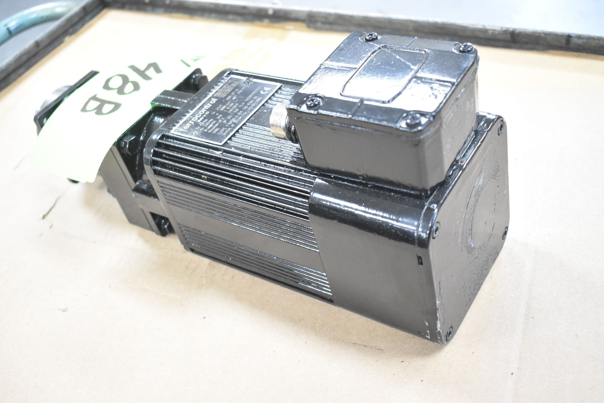 FERROCONTROL (2006) FMR063-04-30-RBK-01 X-AXIS SERVO MOTOR AND GEARBOX WITH 3000 RPM, S/N 259632 - Image 6 of 6