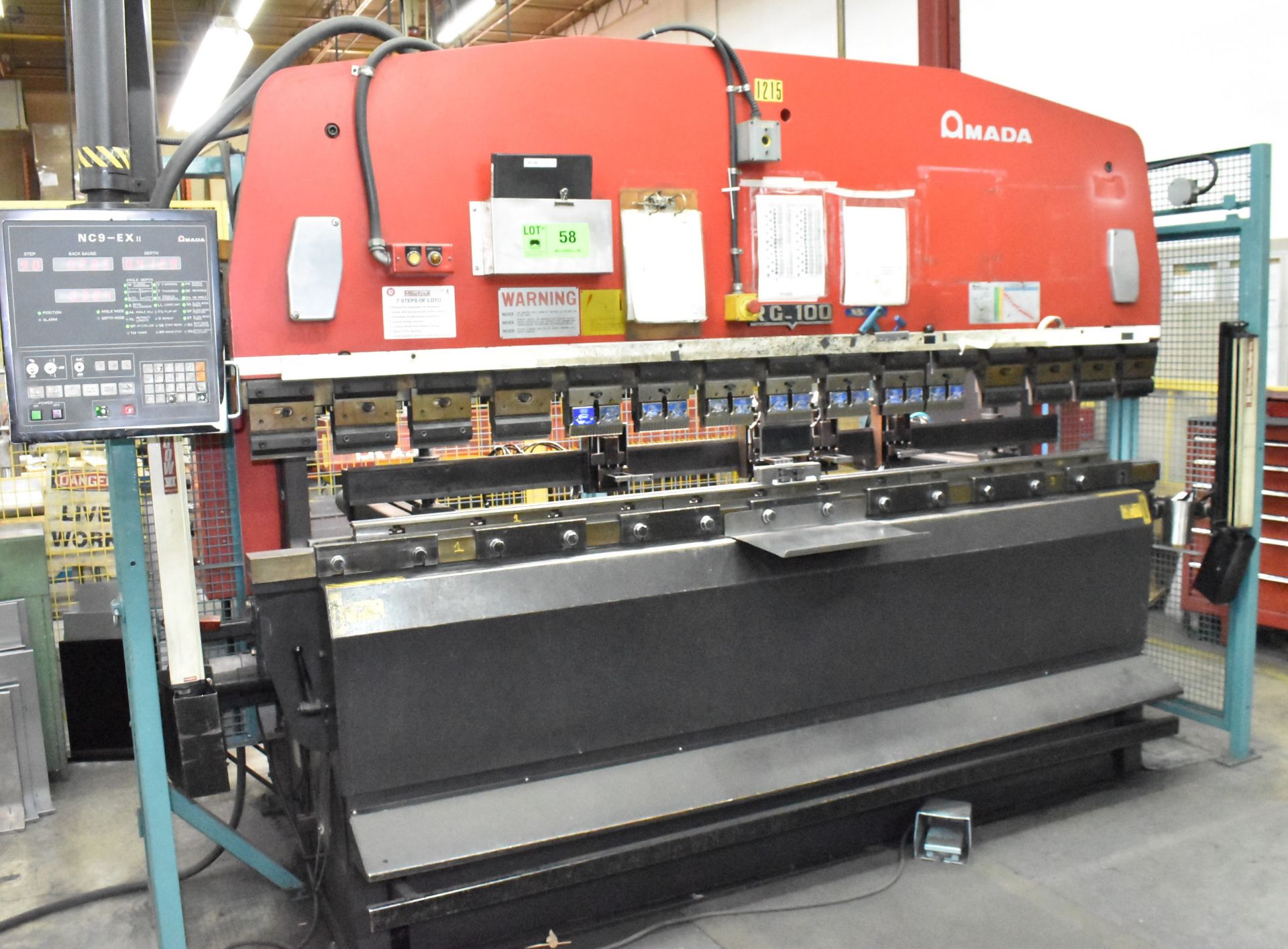 AMADA RG-100 100 TON X 10' HYDRAULIC PRESS BRAKE WITH AMADA NC9-EXII CNC BACK GAUGE CONTROL, 100. - Image 3 of 9