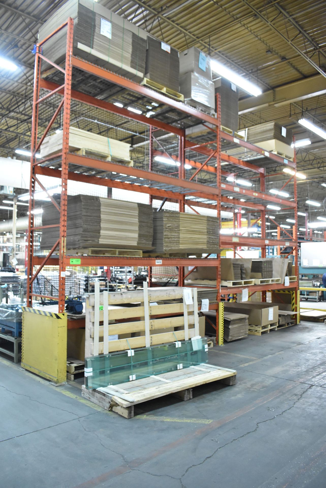 LOT/ (3) SECTIONS OF 42"X144"X18' HEAVY DUTY ADJUSTABLE PALLET RACKING (CI) (NO CONTENTS RACKING - Image 4 of 5