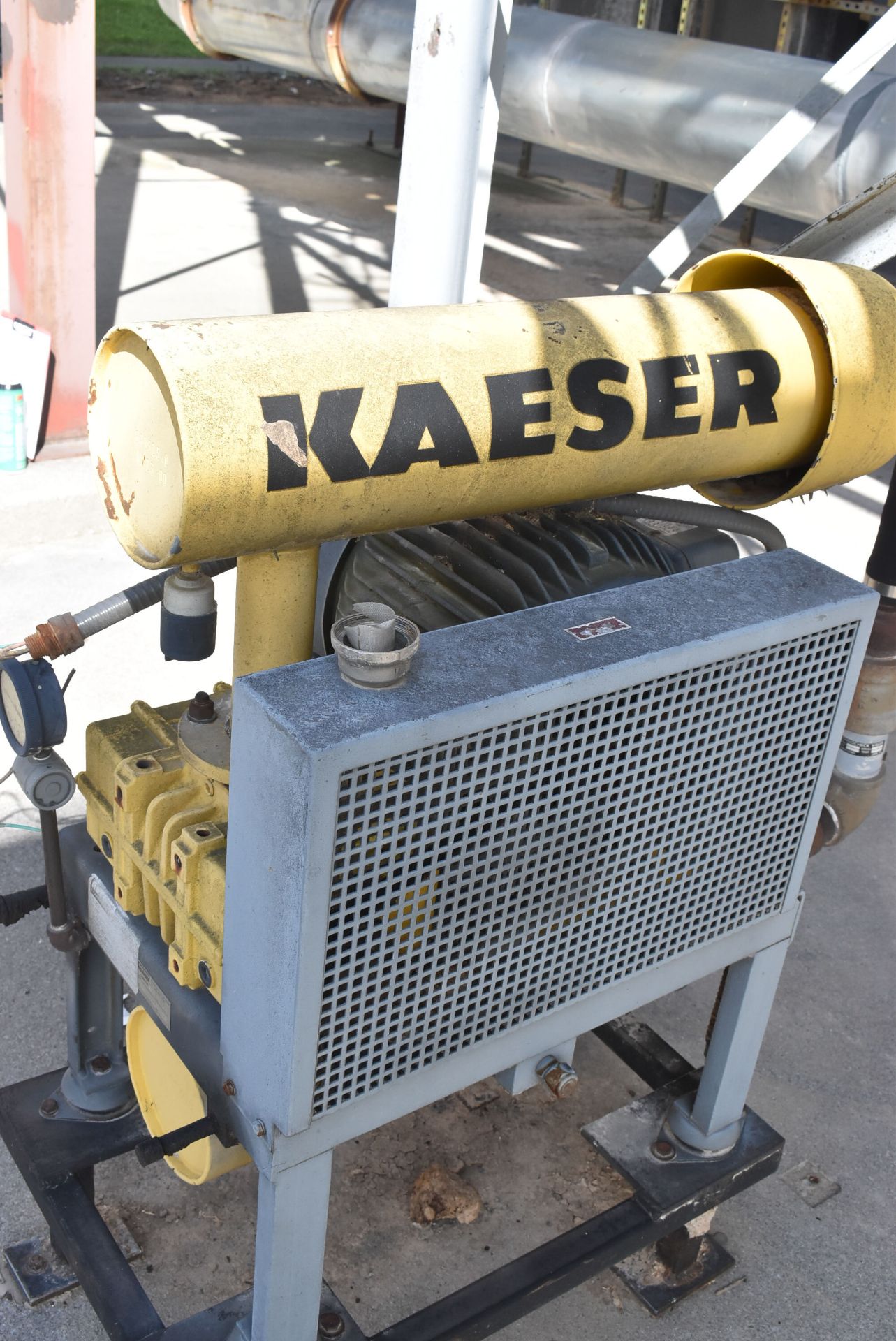 KAESER OMEGA 21 BLOWER, S/N: 219/9067 (CI) [RIGGING FEE FOR LOT #694 - $300 USD PLUS APPLICABLE - Image 3 of 5