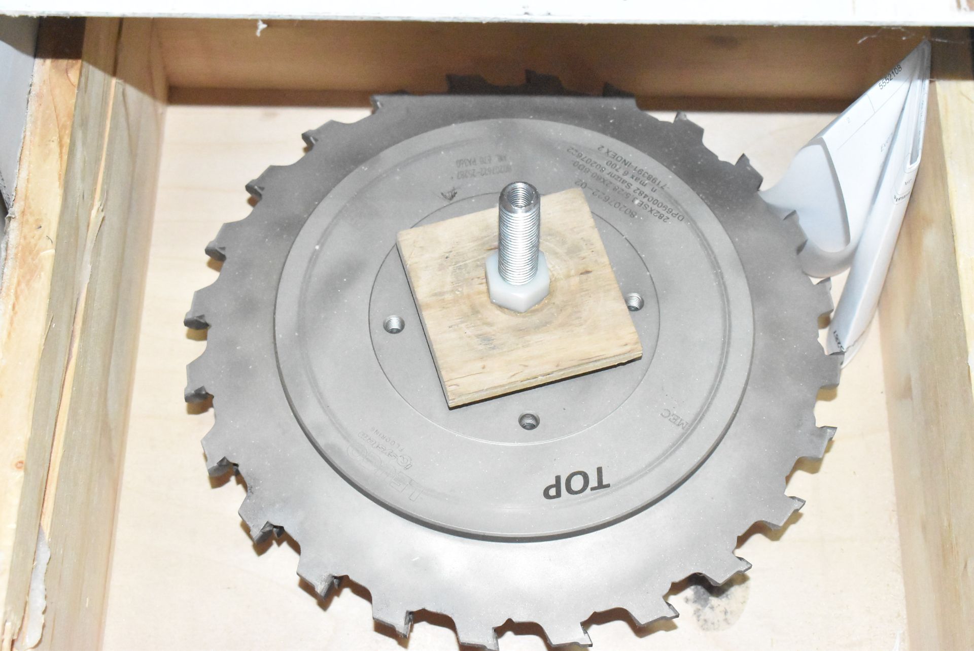 LOT/ HOMAG DOUBLE END TENONER TOOLING [RIGGING FEE FOR LOT #182 - $300 USD PLUS APPLICABLE FEES] - Image 12 of 14