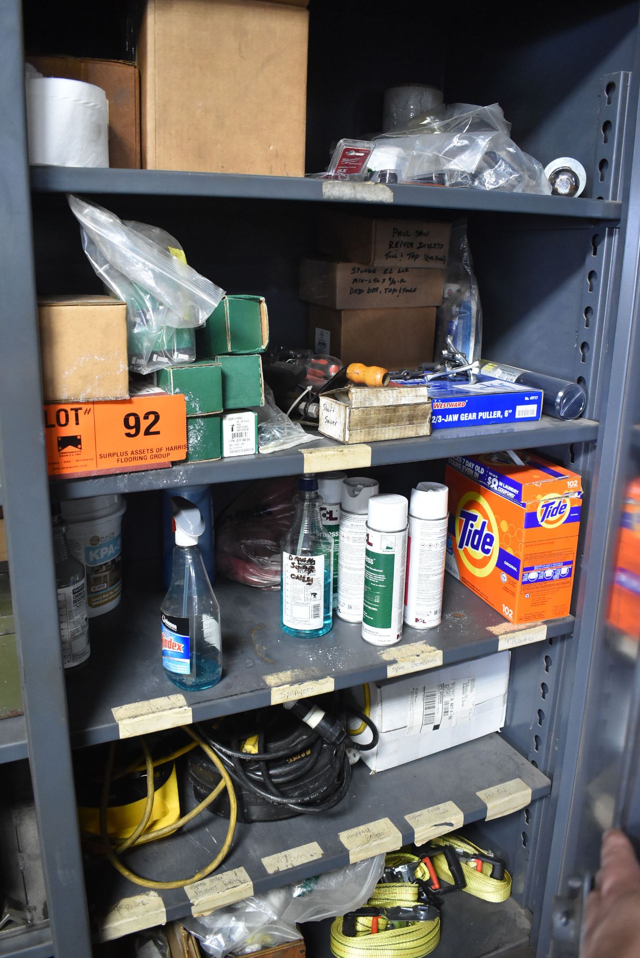 LOT/ CONTENTS OF CABINET - INCLUDING DOWEL PINS, FIXTURES, SHAFT COLLARS, ROLL PIN KITS, BRASS & - Image 3 of 3