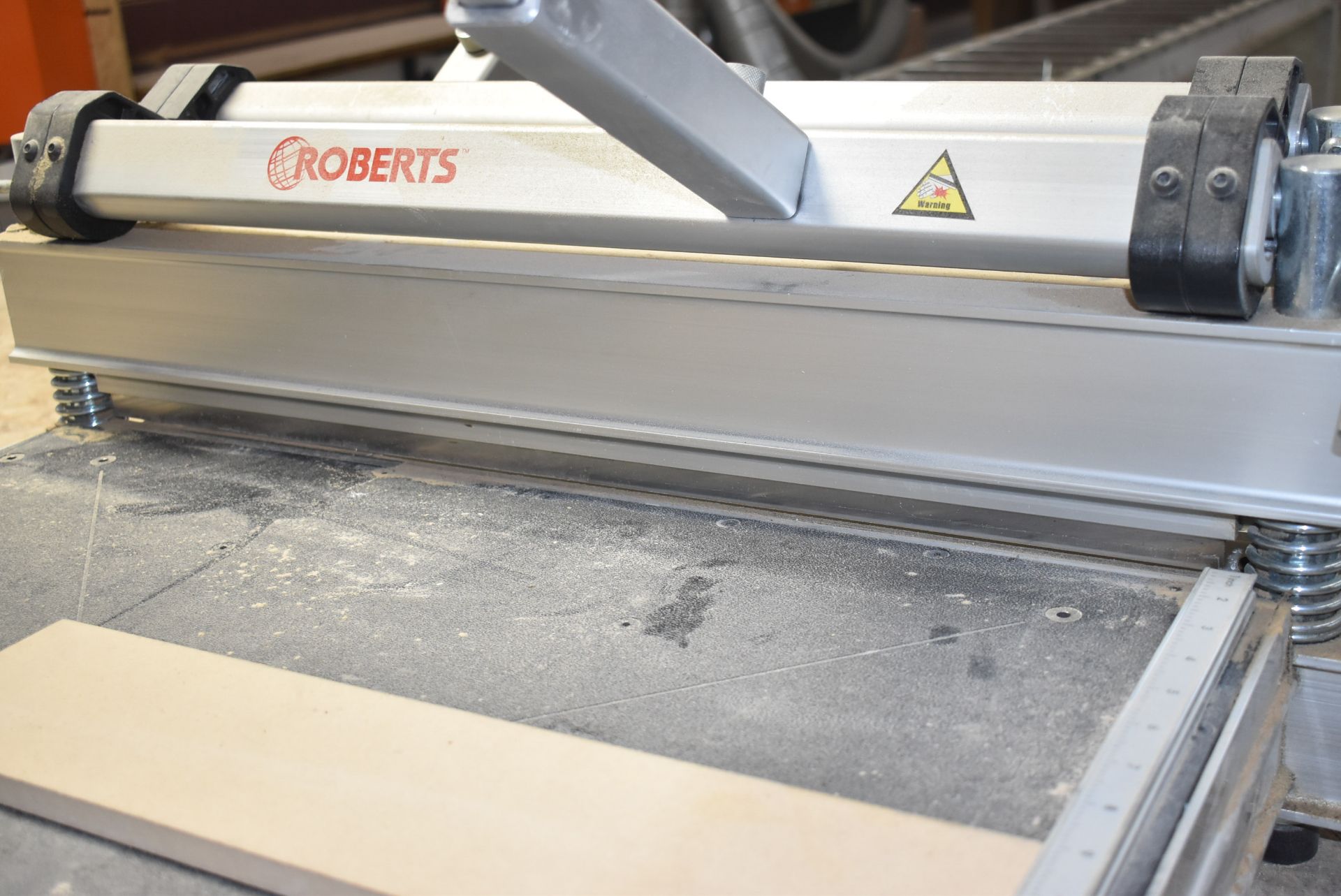 ROBERTS 26" TABLE-TOP MANUAL MATERIAL SHEAR - Image 2 of 2