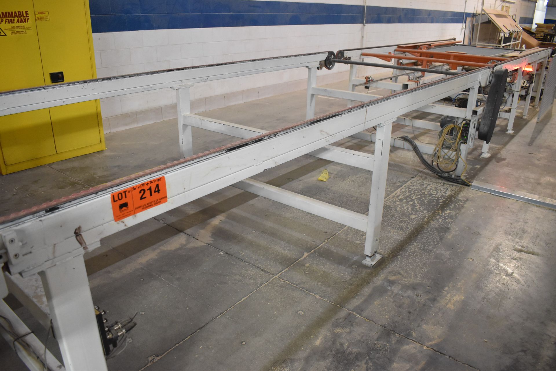 LOT/ 70"X179" & 70"X185" POWERED HORIZONTAL LACEBELT CONVEYORS (CI) [RIGGING FEE FOR LOT #214 - $500