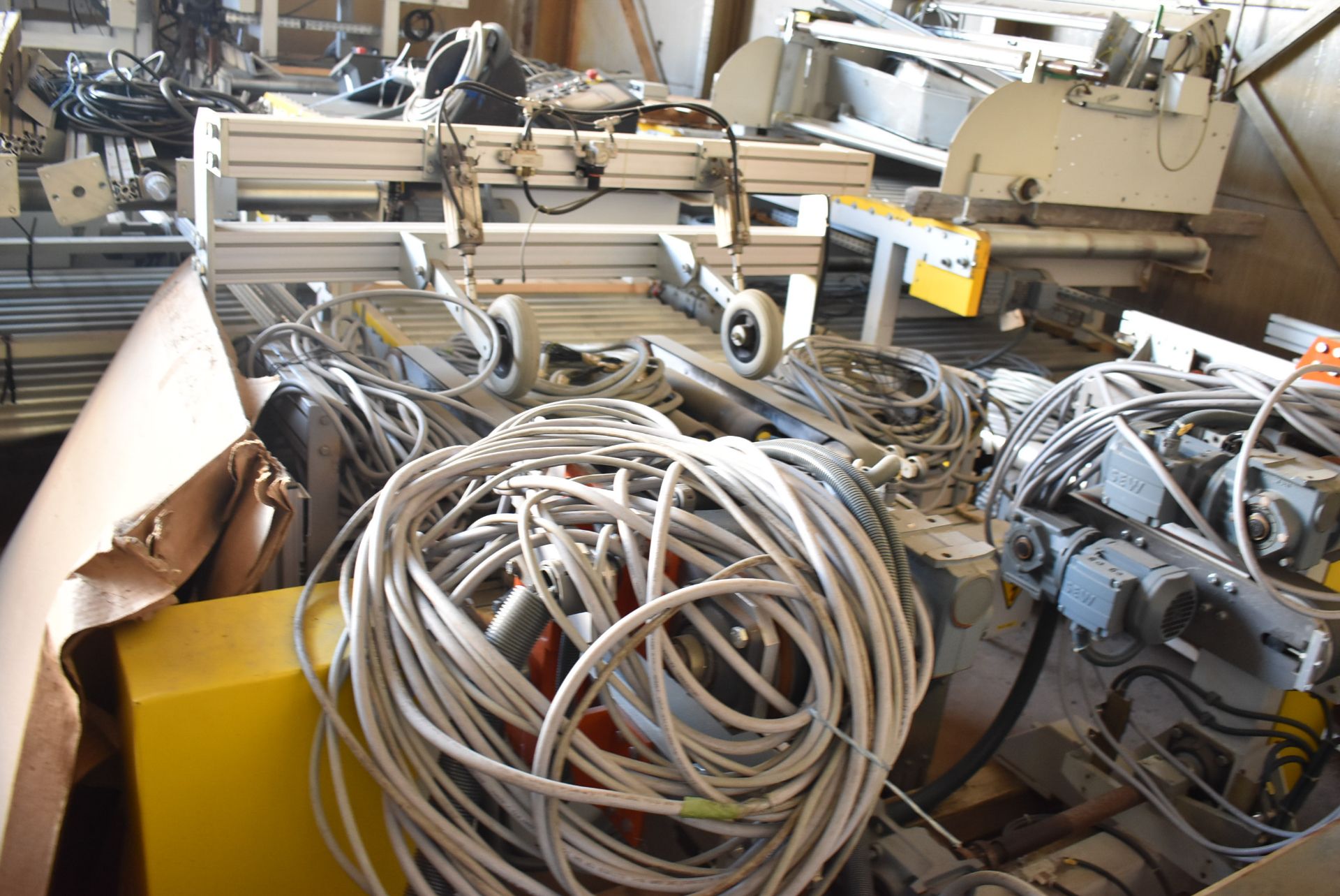 LOT/ BIELE AUTOMATED LINE COMPONENTS (CI) [RIGGING FEE FOR LOT #735 - $700 USD PLUS APPLICABLE - Image 9 of 18