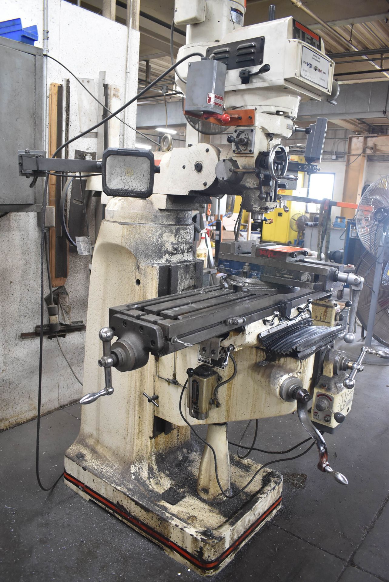 JET JTM-4VS VERTICAL MILLING MACHINE WITH 9"X48" TABLE, INFINITELY VARIABLE SPEEDS TO 4200 RPM, - Image 4 of 7