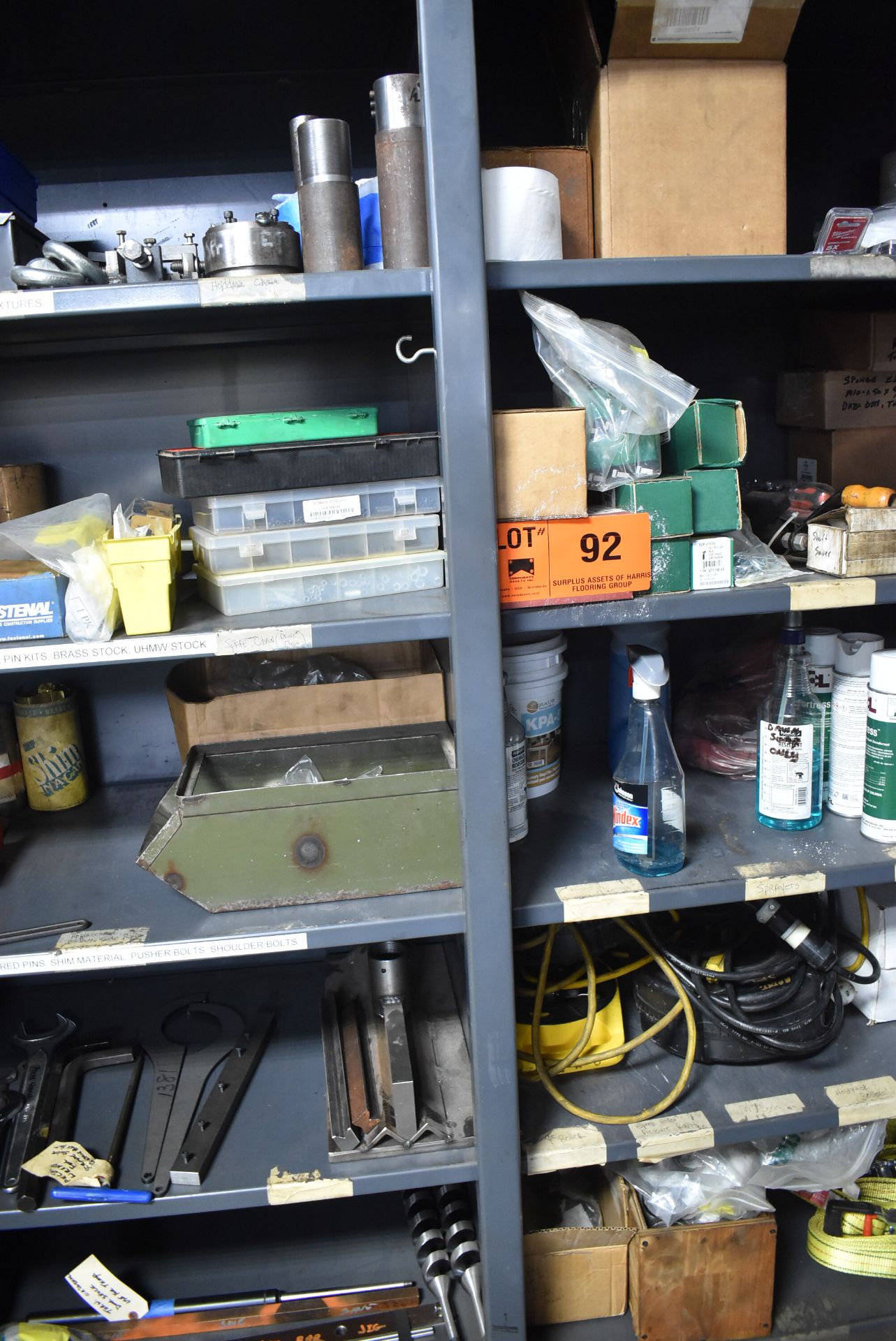 LOT/ CONTENTS OF CABINET - INCLUDING DOWEL PINS, FIXTURES, SHAFT COLLARS, ROLL PIN KITS, BRASS &