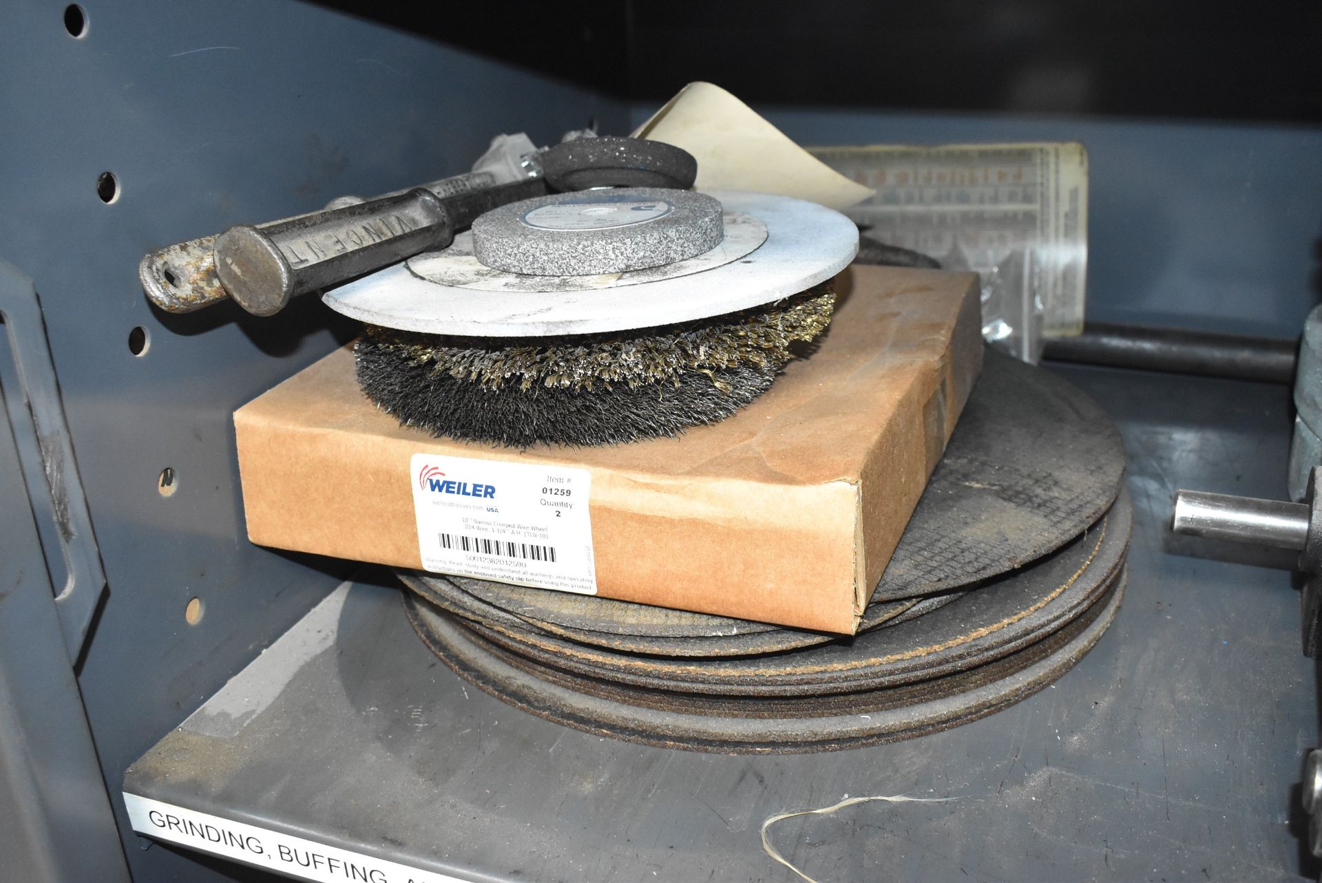 LOT/ CONTENTS OF SHELF - WHEEL BALANCER, ABRASIVE CUT OFF DISCS, WIRE WHEELS, GRINDING WHEELS, ANGLE - Image 2 of 5