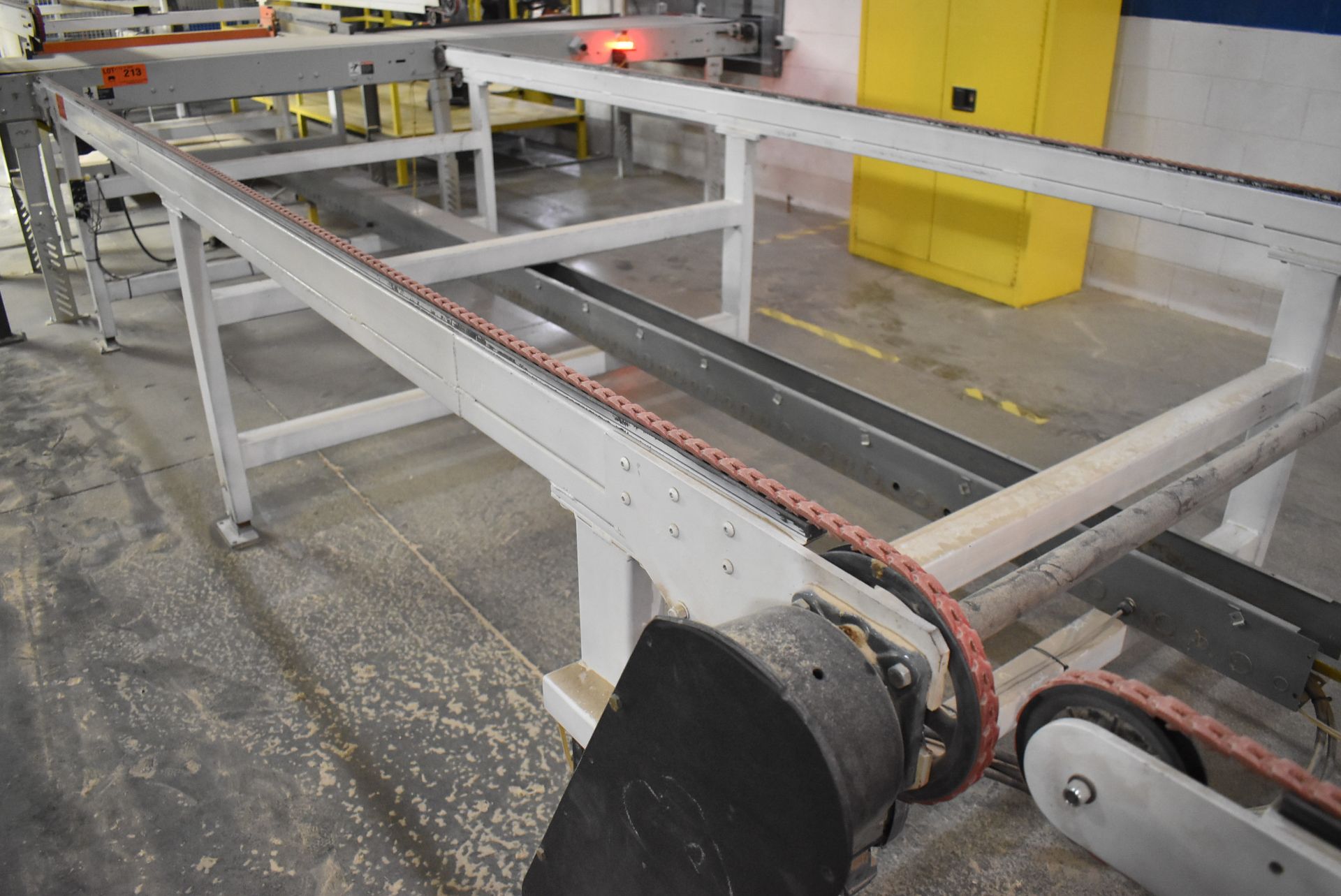 LOT/ 70"X179" & 70"X185" POWERED HORIZONTAL LACEBELT CONVEYORS (CI) [RIGGING FEE FOR LOT #214 - $500 - Image 2 of 10