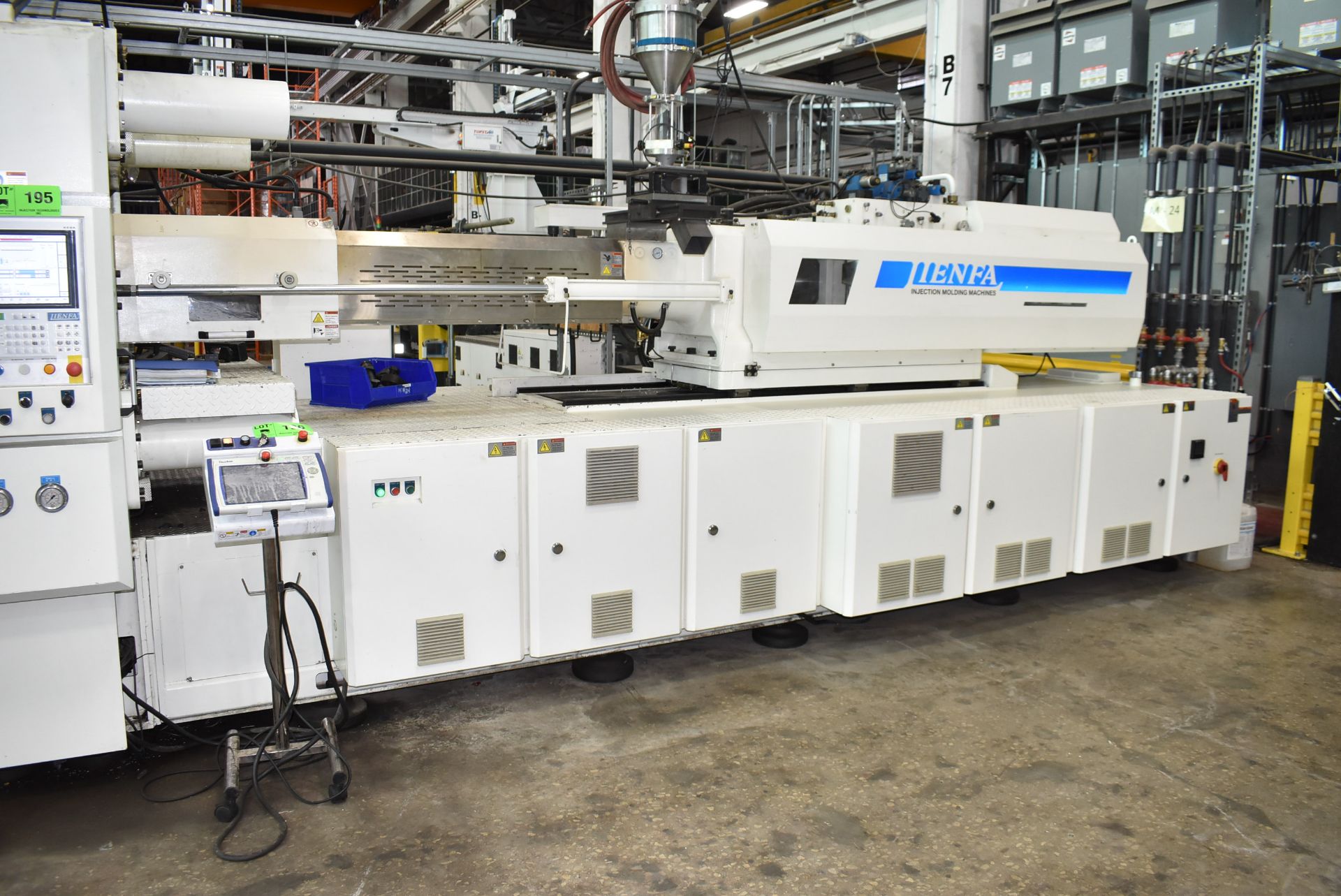 LIEN FA (2018) LF 737HB 700 TON CAPACITY HORIZONTAL PLASTIC INJECTION MOLDING MACHINE WITH LIEN FA - Image 4 of 12