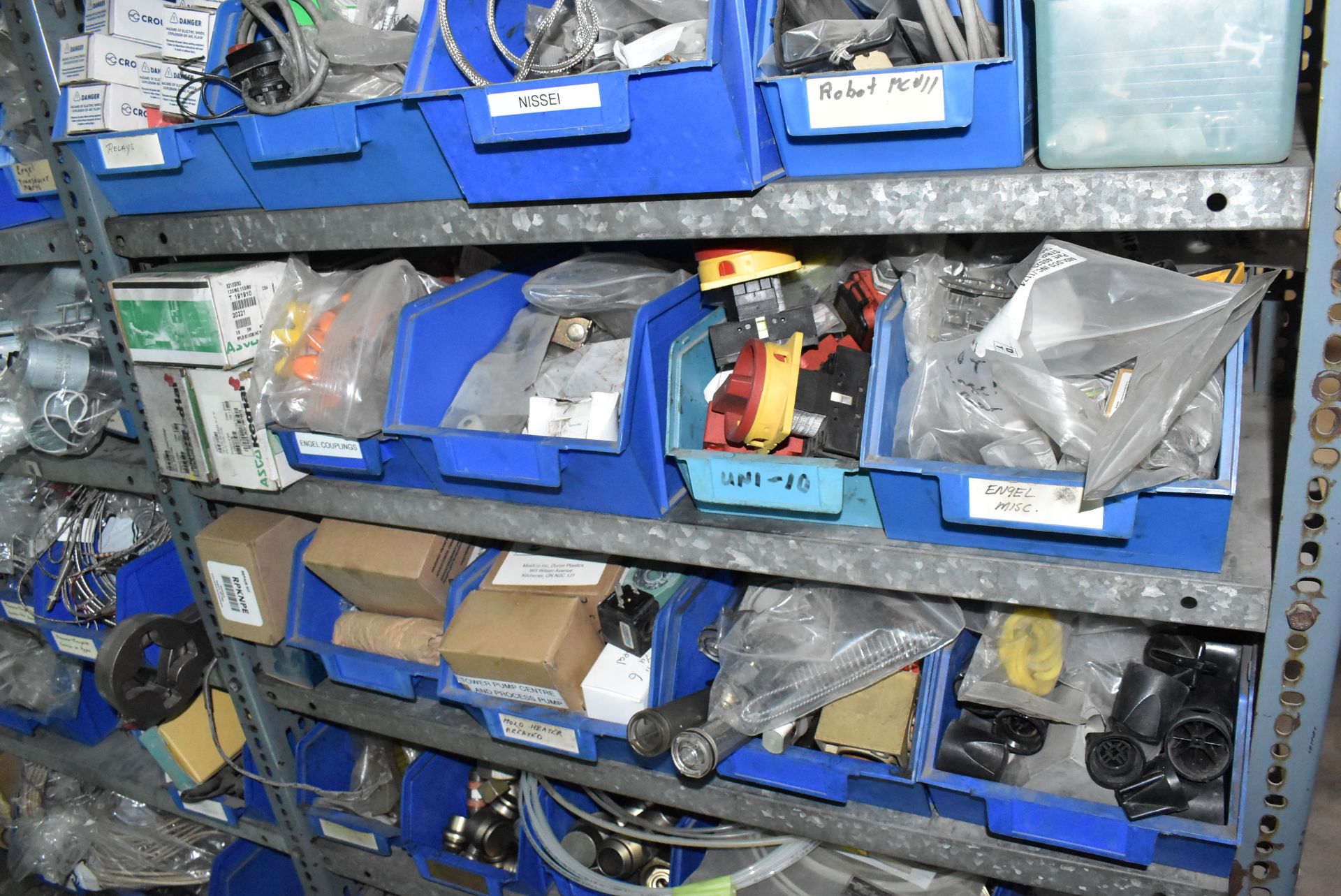 LOT/ CONTENTS OF SHELF CONSISTING OF ELECTRICAL SUPPLIES AND HARDWARE - Image 3 of 4