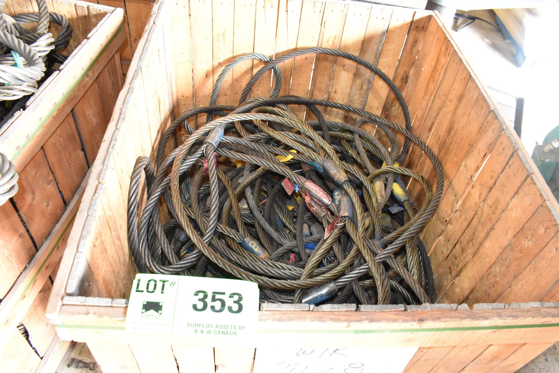 LOT/ CONTENTS OF CRATE - WIRE ROPE SLINGS