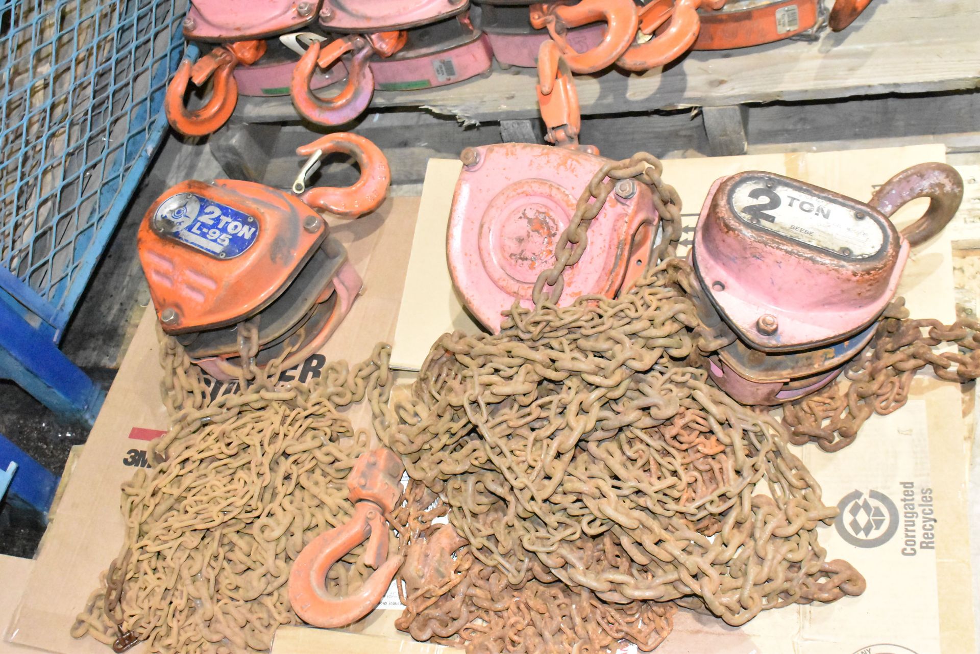 LOT/ CONTENTS OF BIN - WIRE ROPE SLINGS - Image 3 of 3